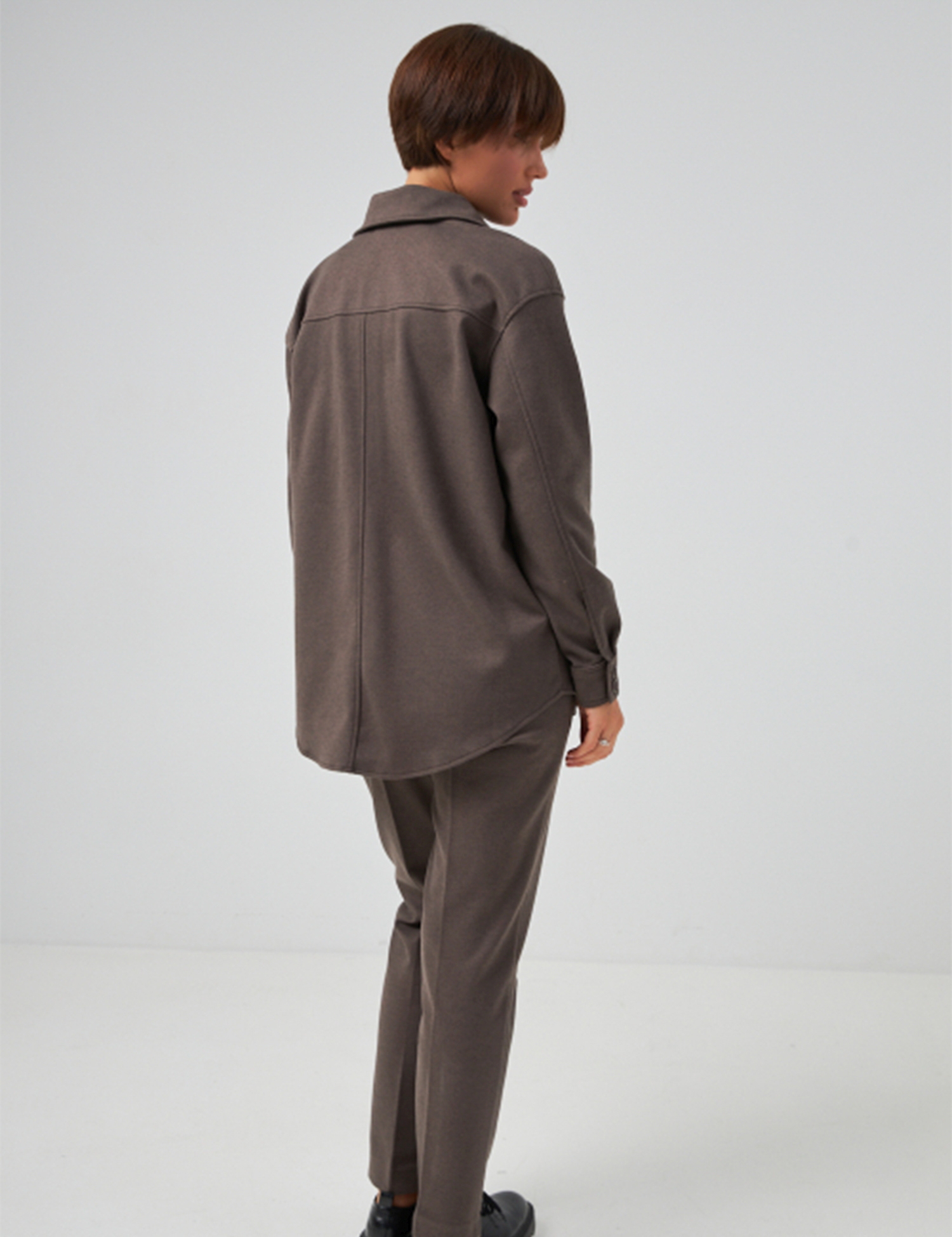 Картинка Брюки коричневий 