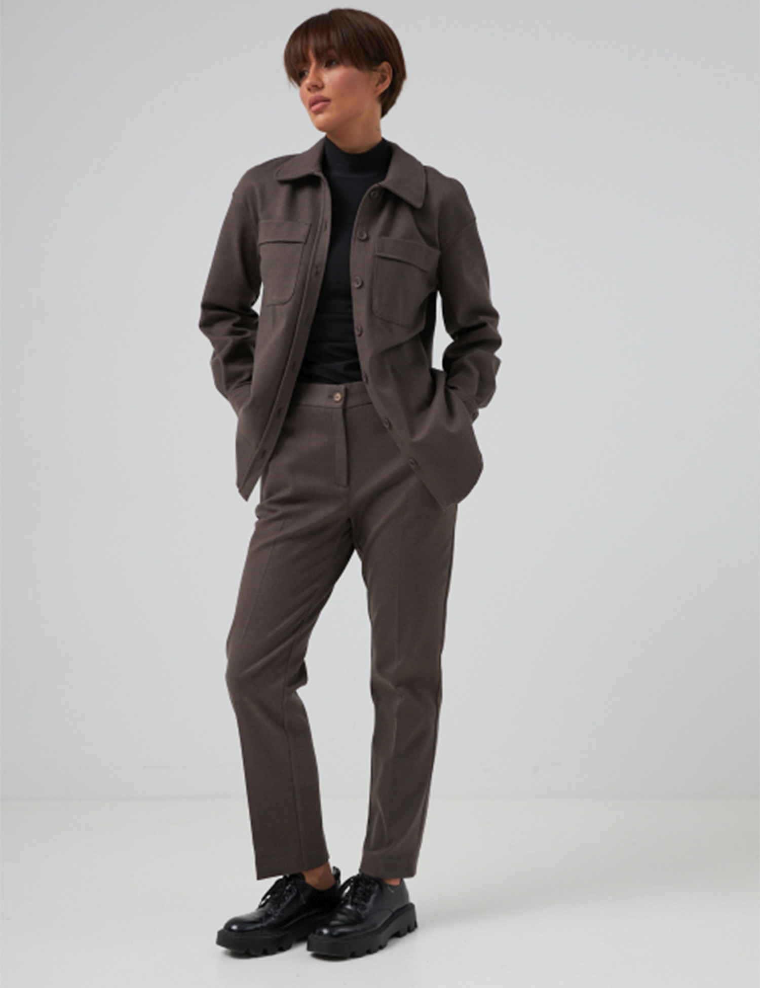 Картинка Брюки коричневий 