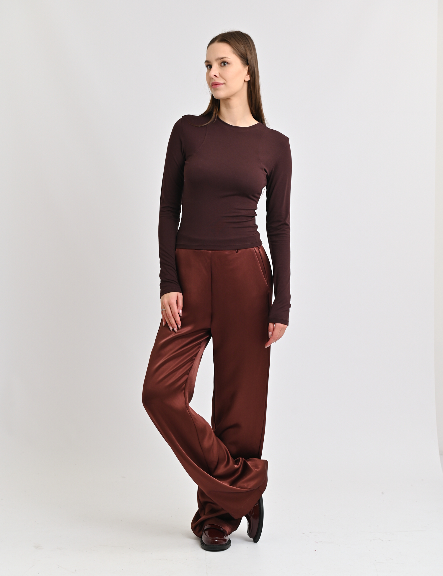 Картинка Лонгслів коричневий