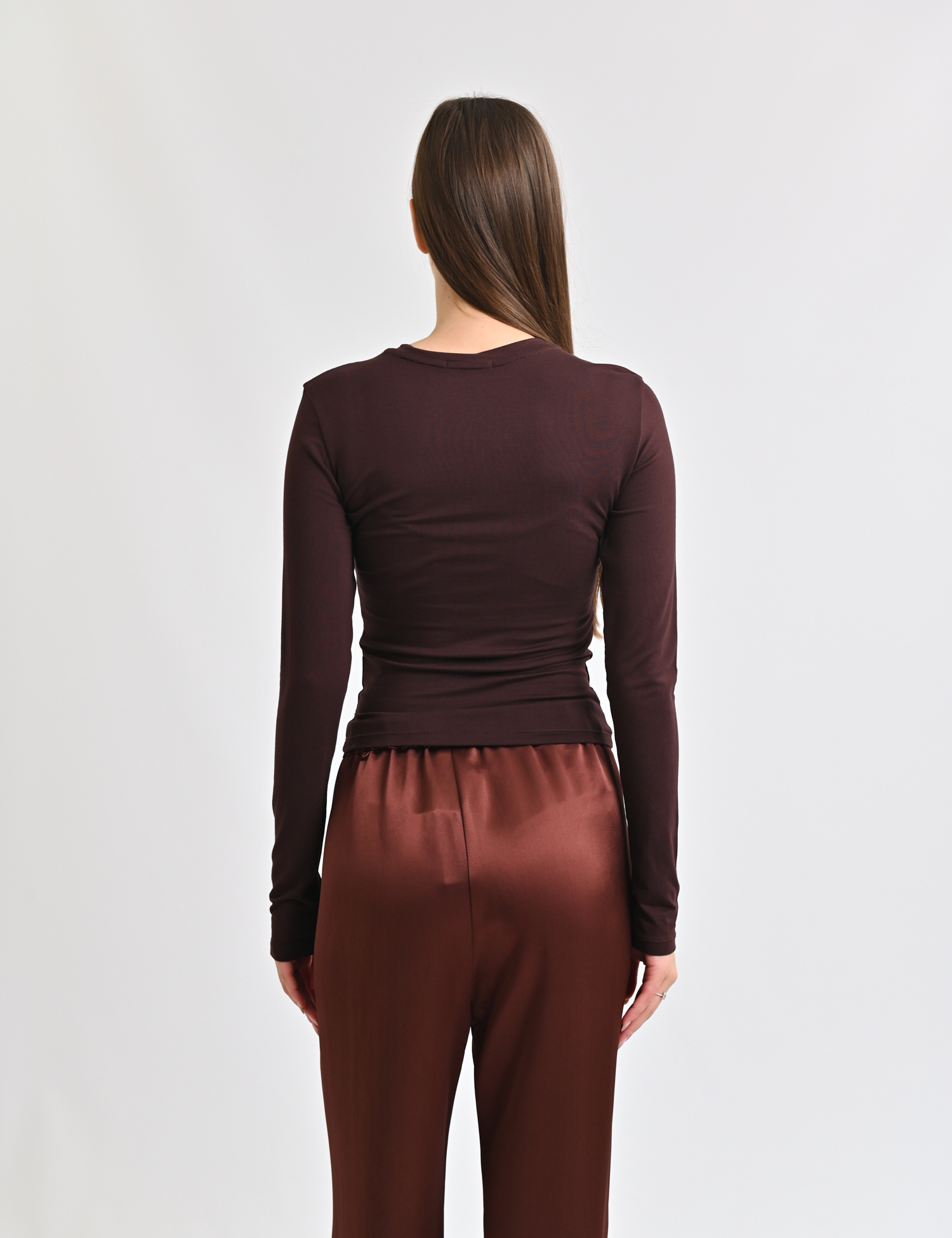 Картинка Лонгслів коричневий