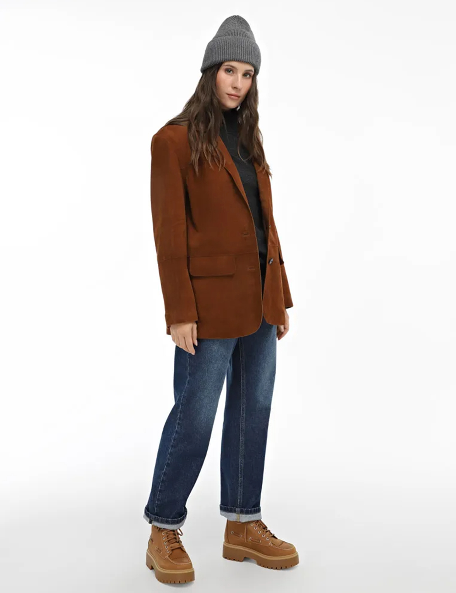 Картинка Жіноча сіра в’язана шапка-біні