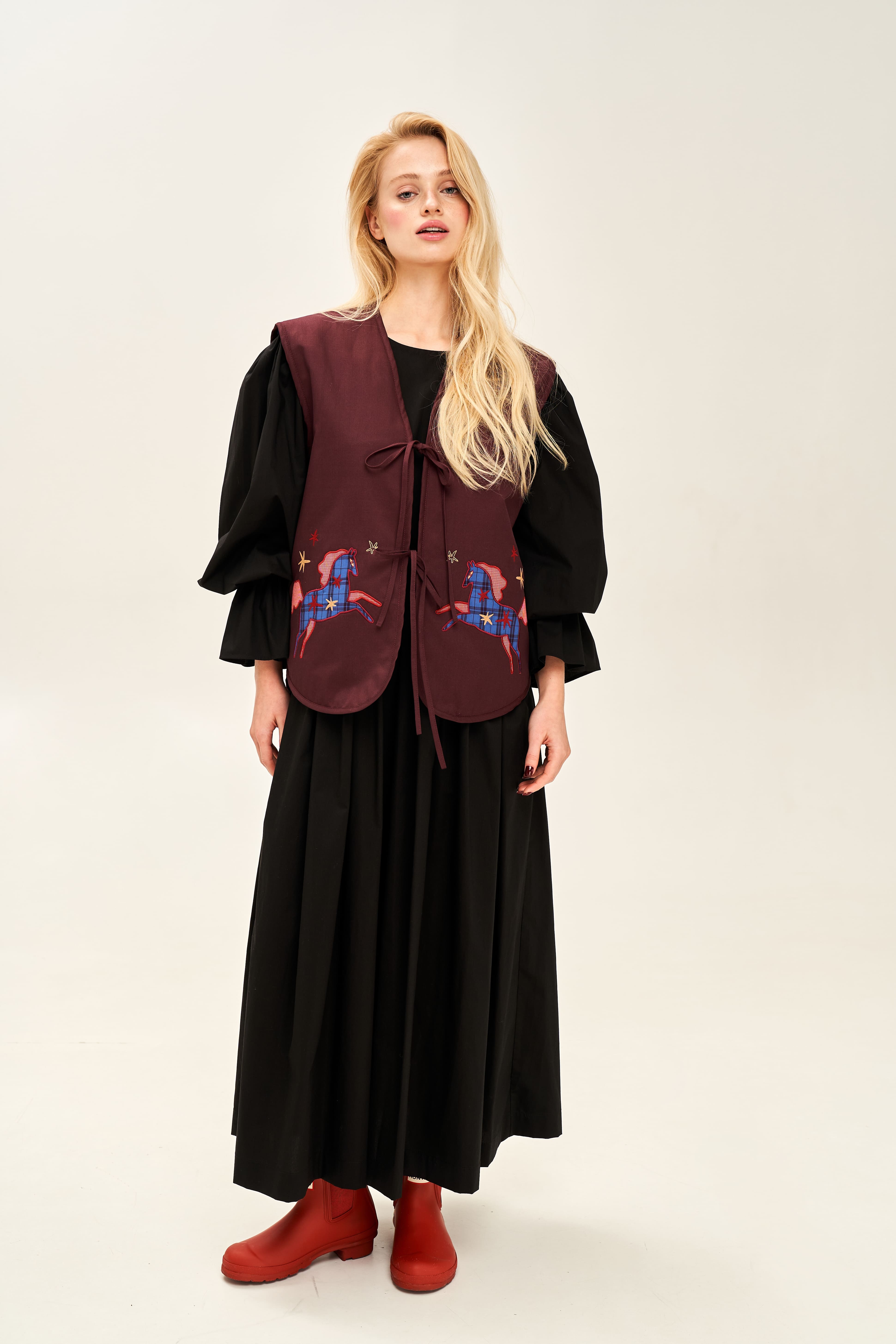 Картинка Жилет «Чарівний коник» 