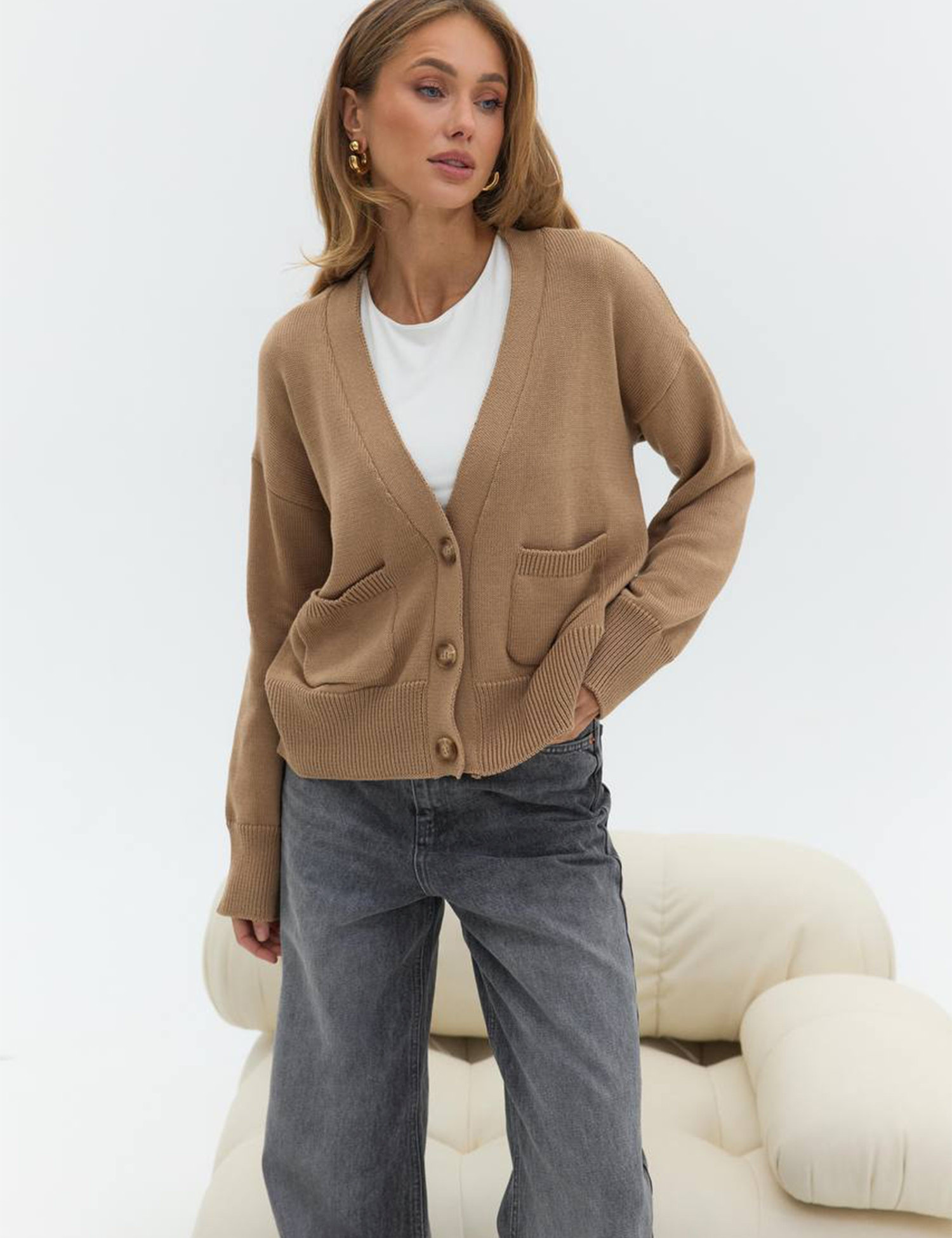 Картинка Кардиган бежевий