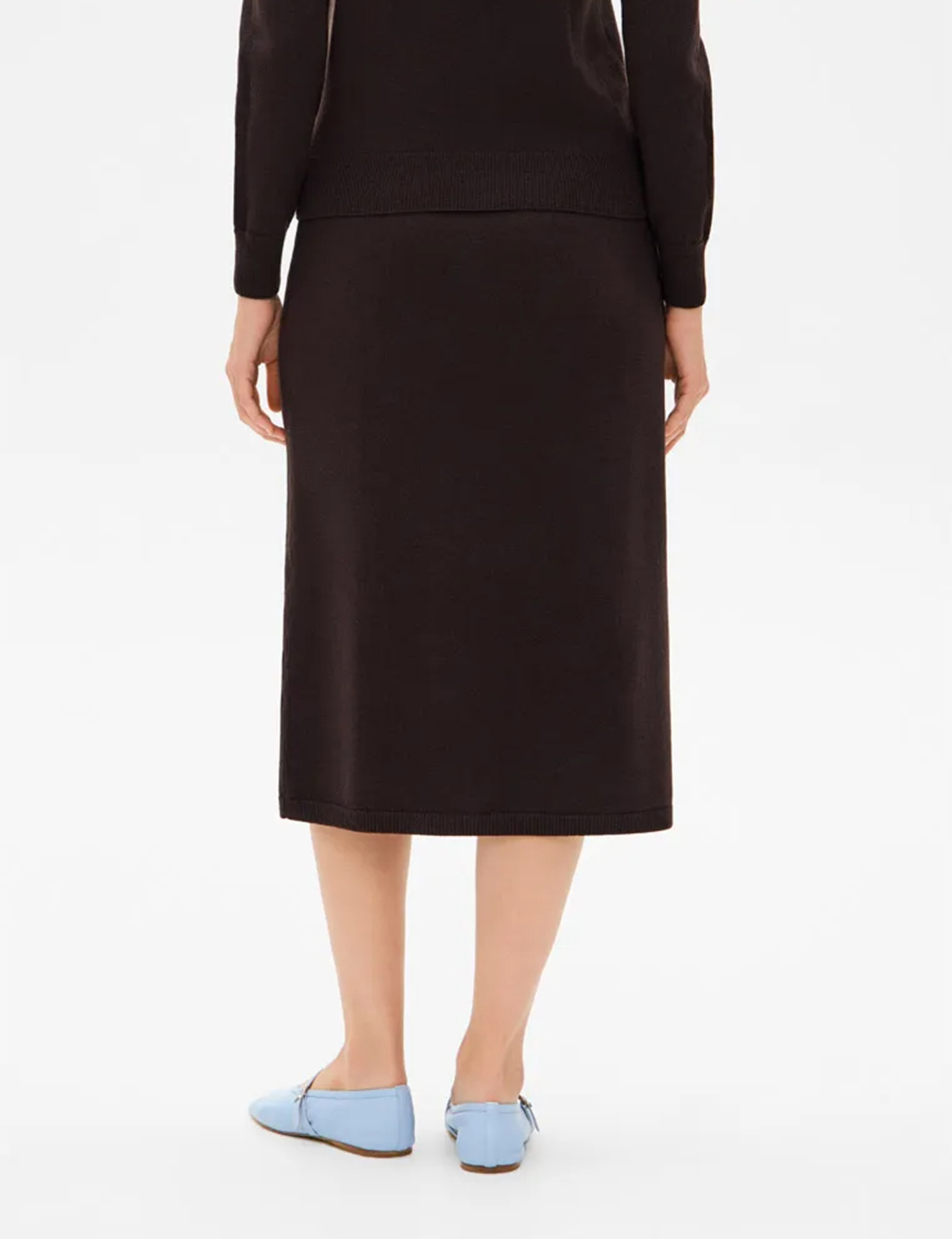 Картинка Жіноча темно-коричнева трикотажна спідниця міді з кашеміром