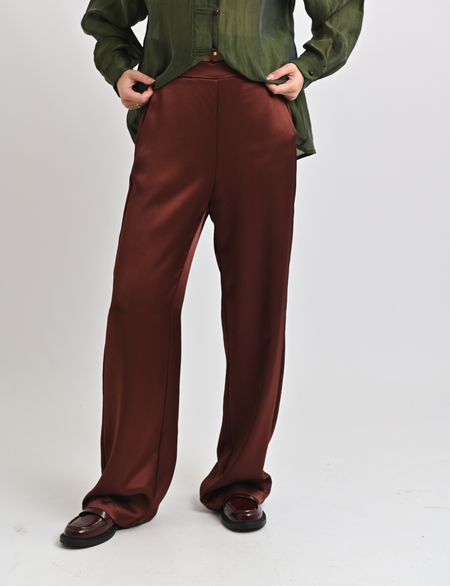 Картинка Штани темно-коричневі