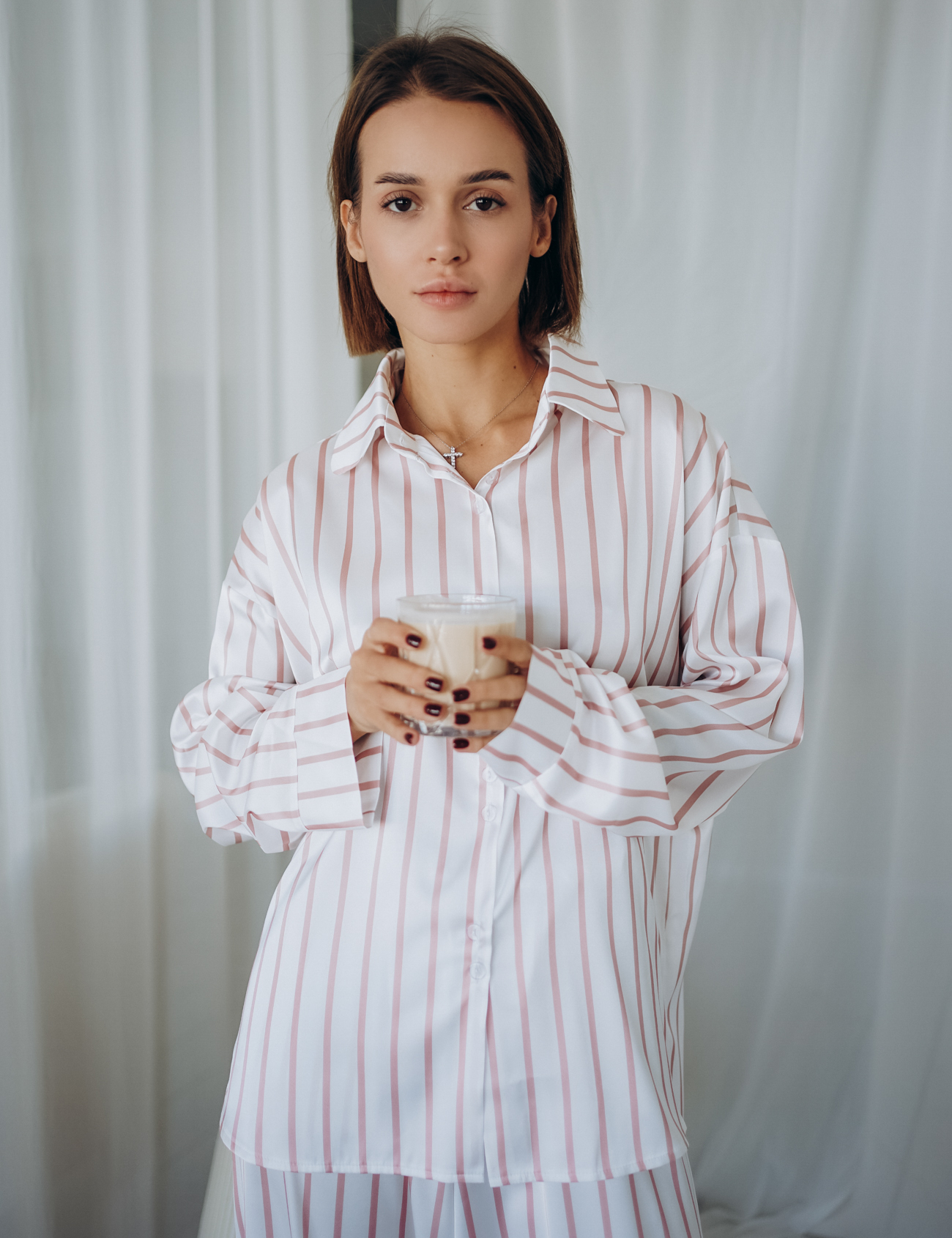 Картинка Піжама в смужку з шовкової тканини сатин