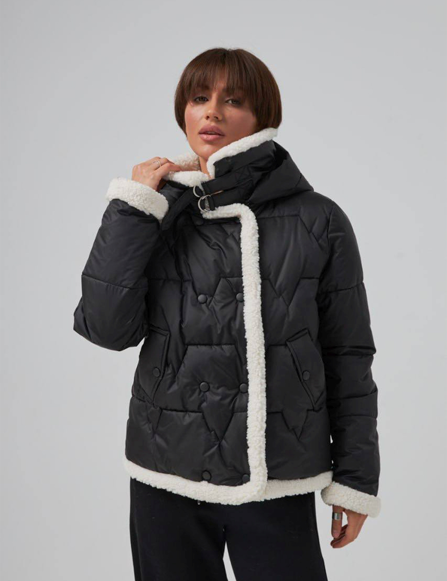 Картинка Куртка чорна