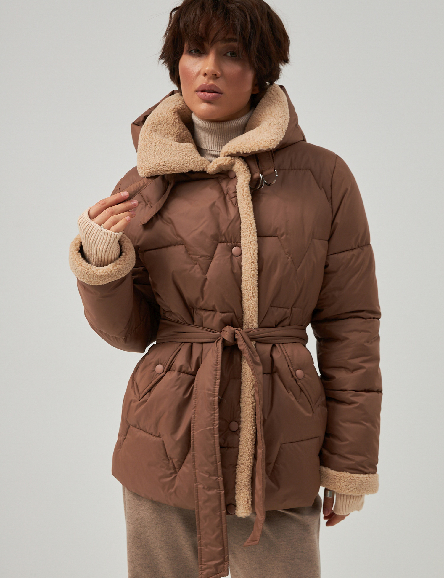 Картинка Куртка коричнева