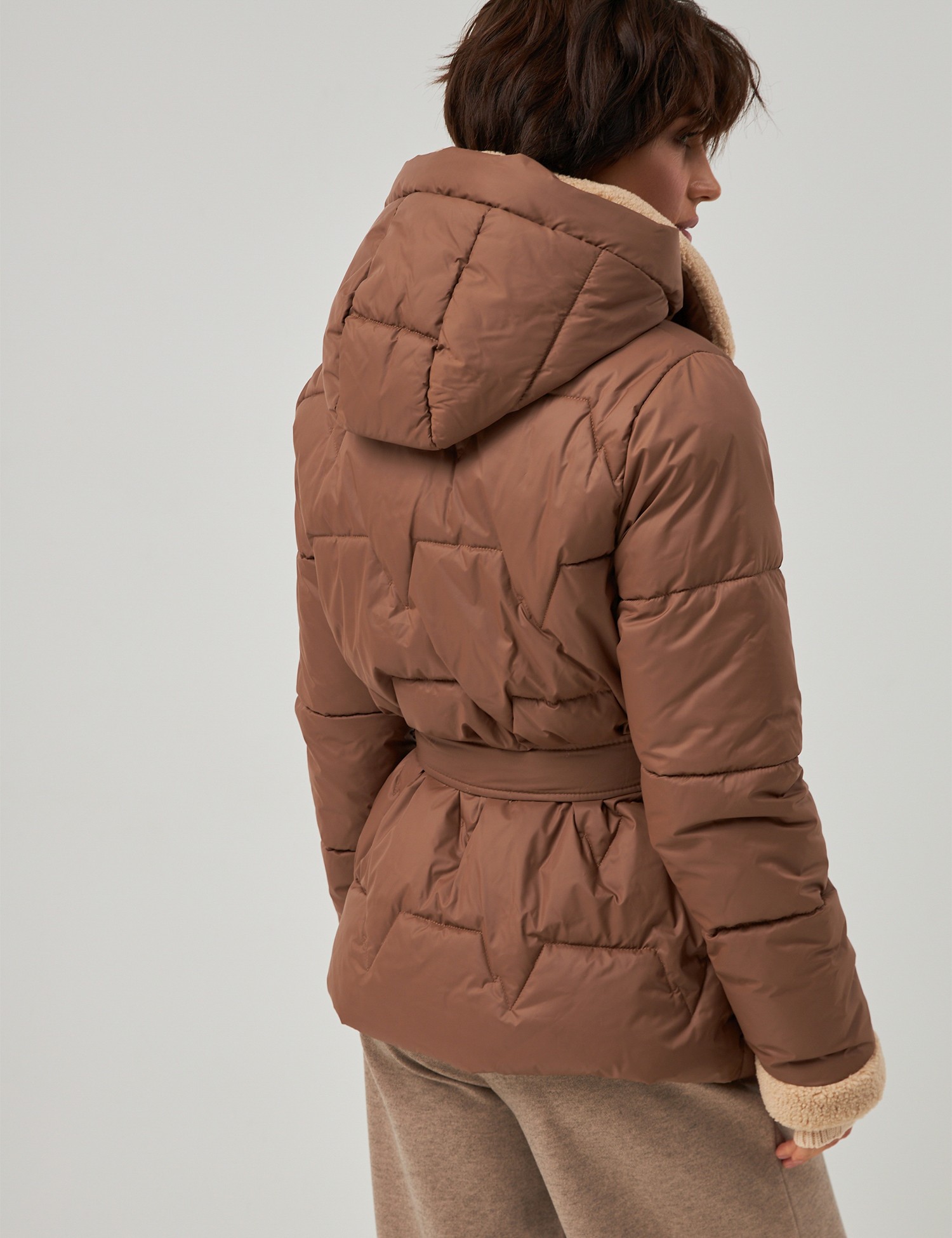 Картинка Куртка коричнева