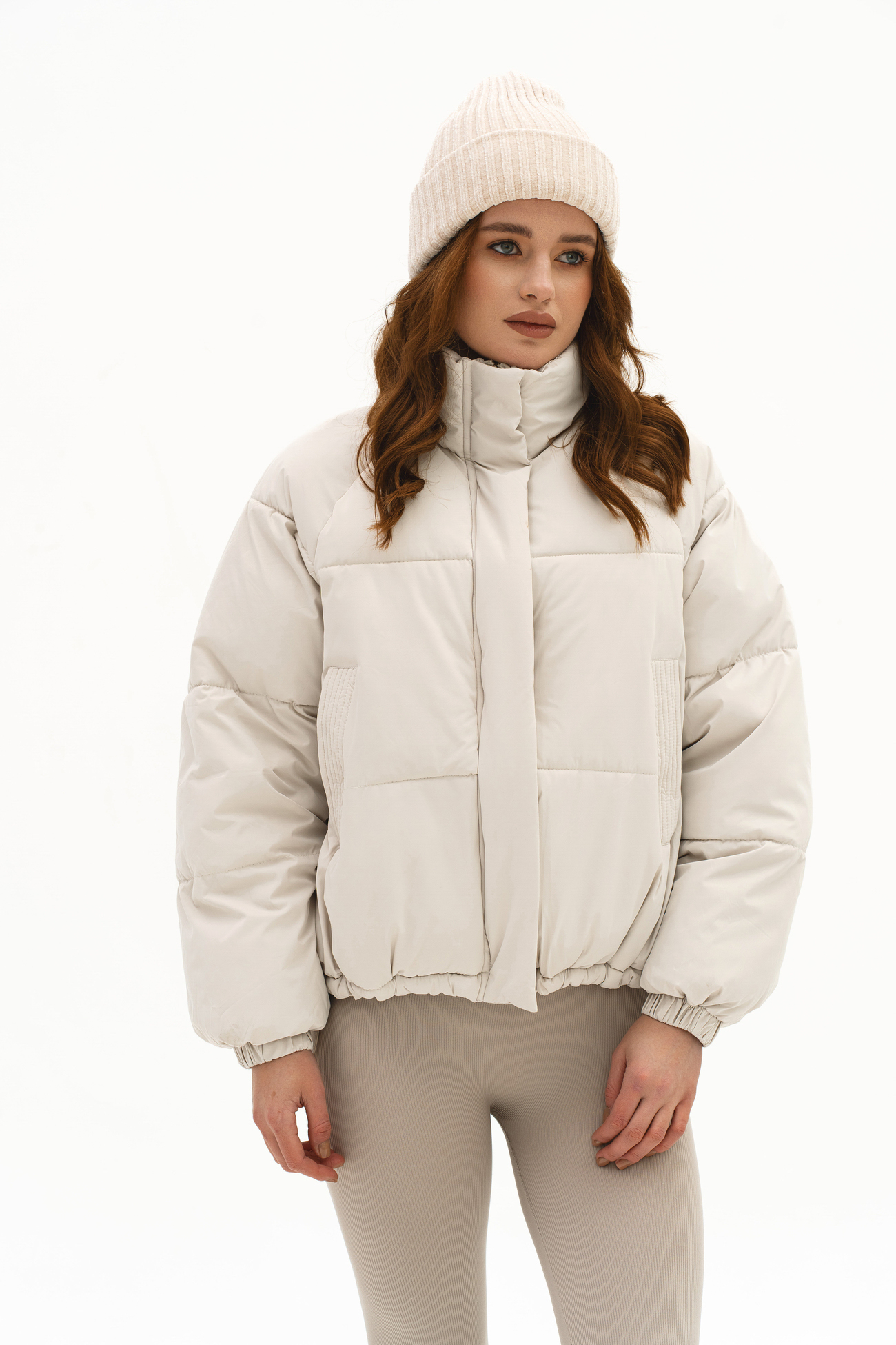 Картинка Пуховик вкорочений на замку молочний