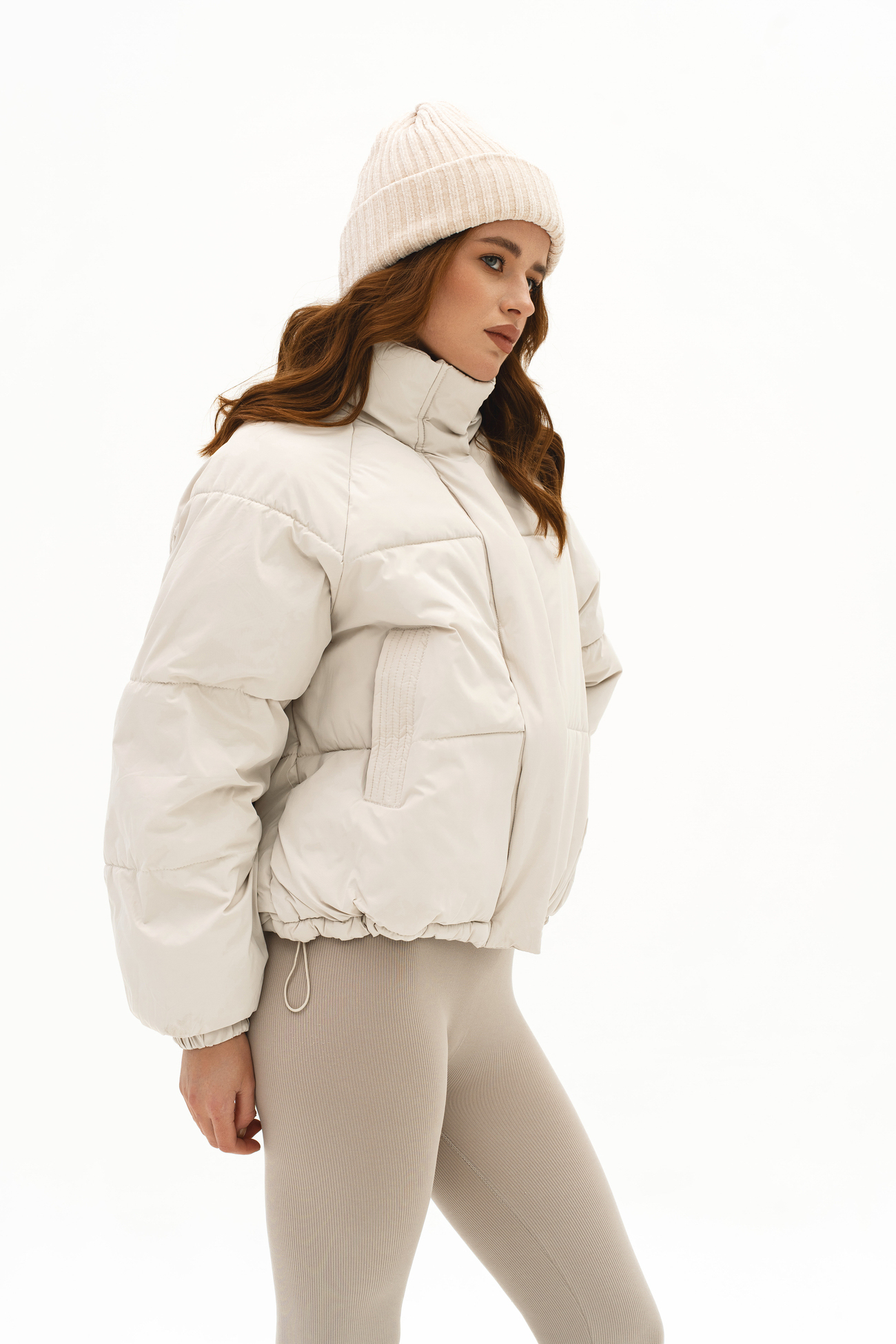 Картинка Пуховик вкорочений на замку молочний