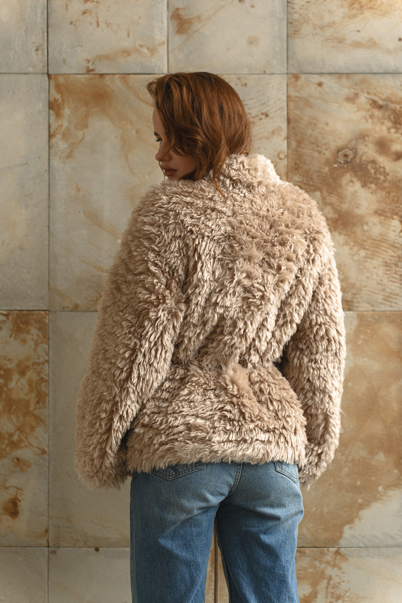 Картинка Шуба бежева