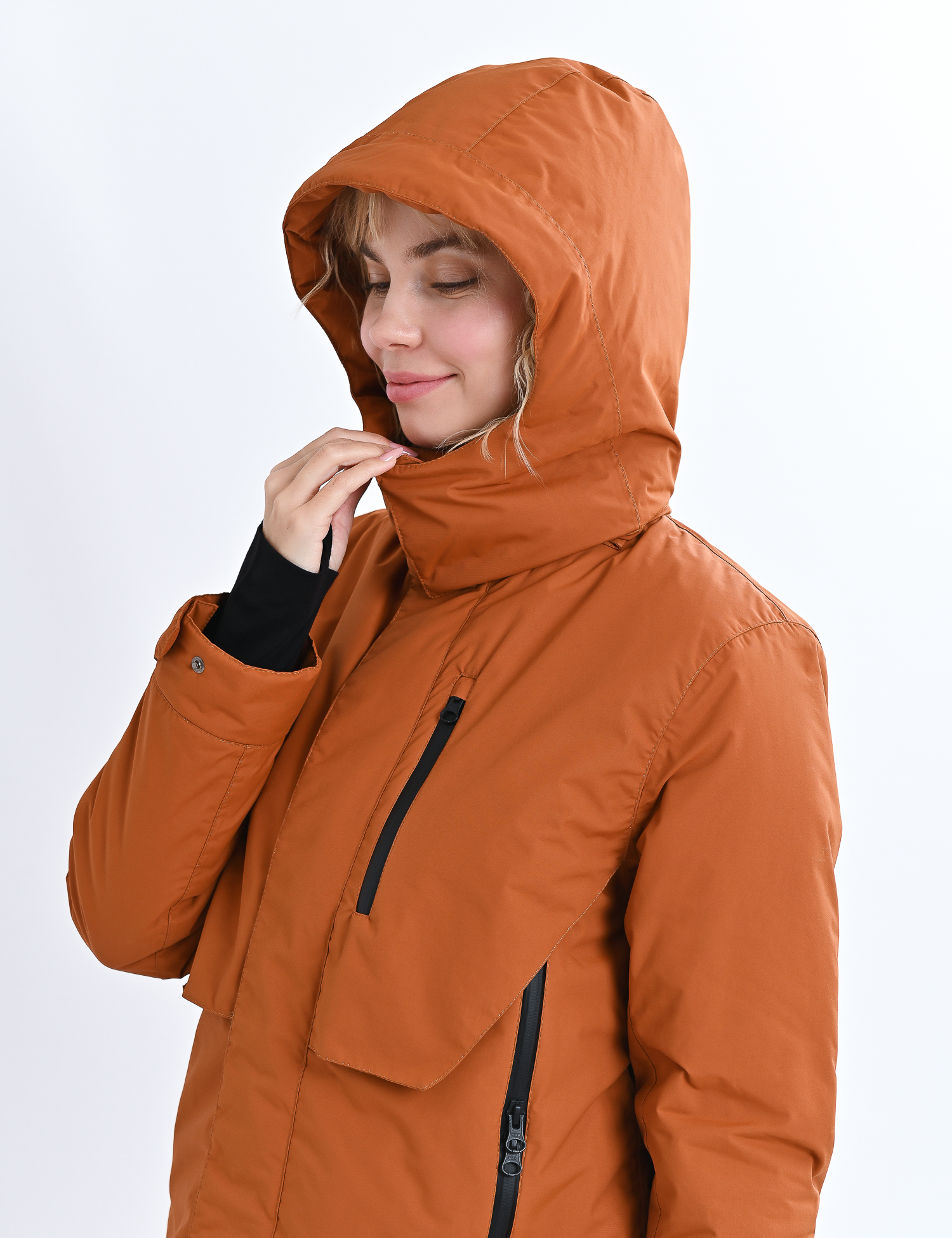 Картинка Довга утеплена парка з капюшоном