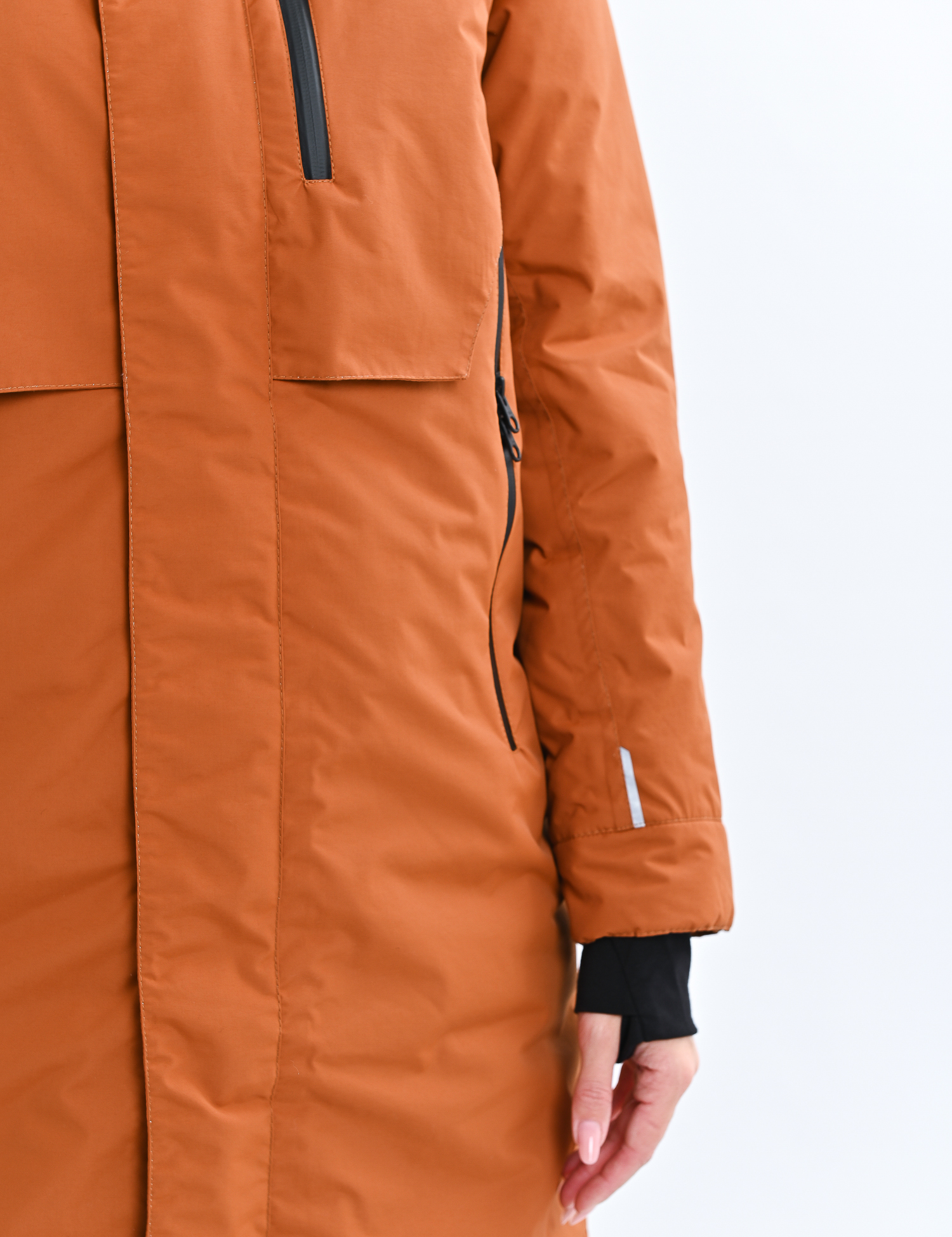 Картинка Довга утеплена парка з капюшоном