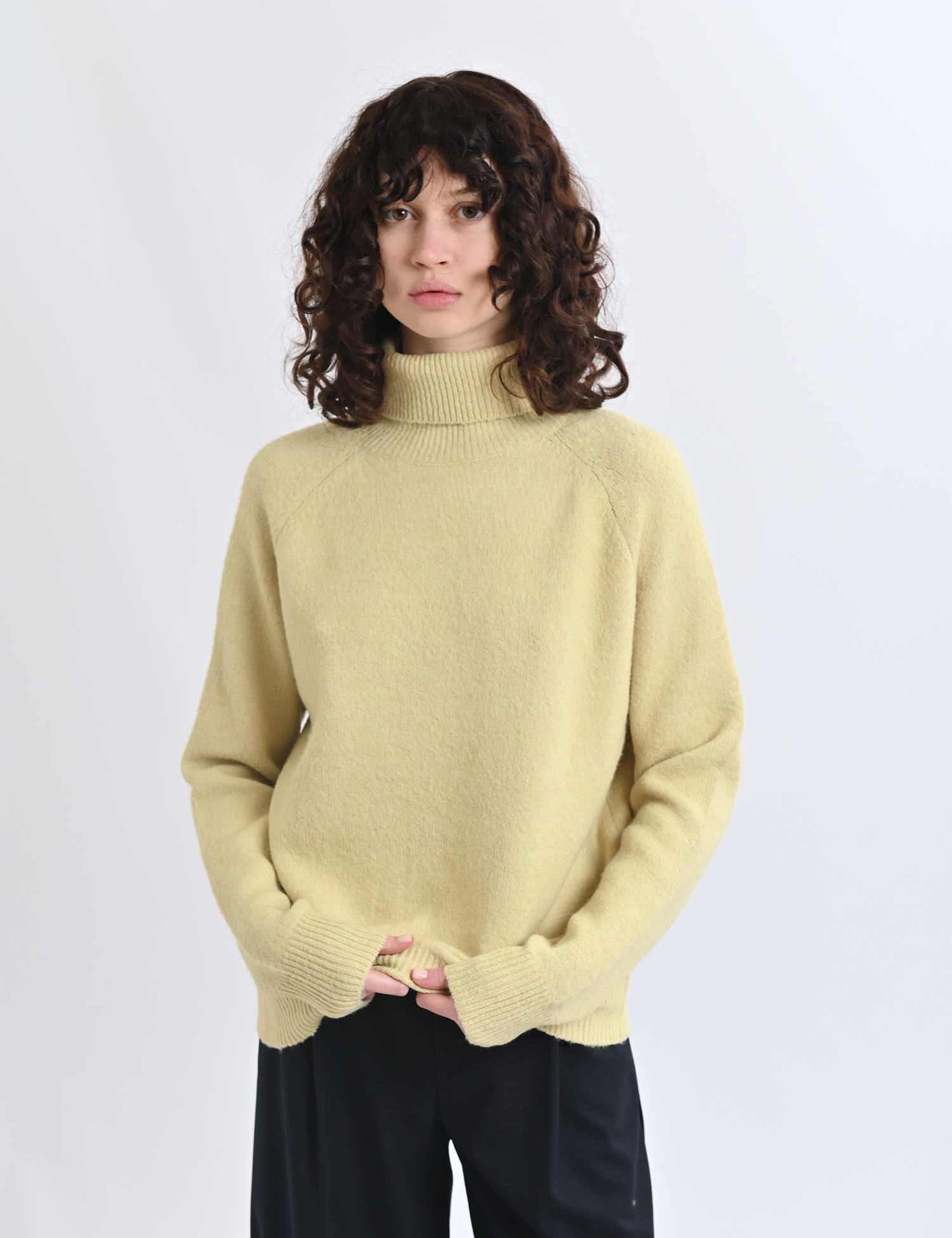 Картинка Светр жовтий