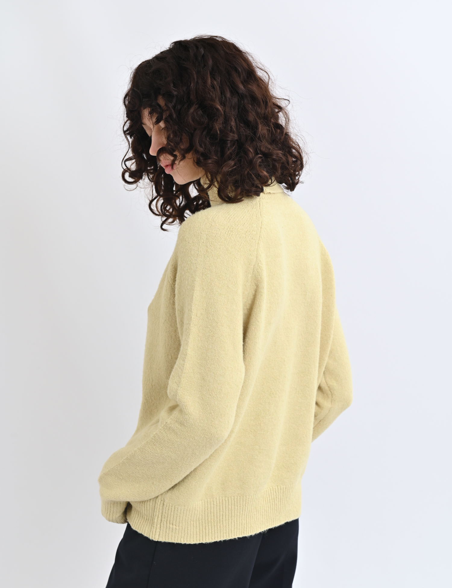 Картинка Светр жовтий