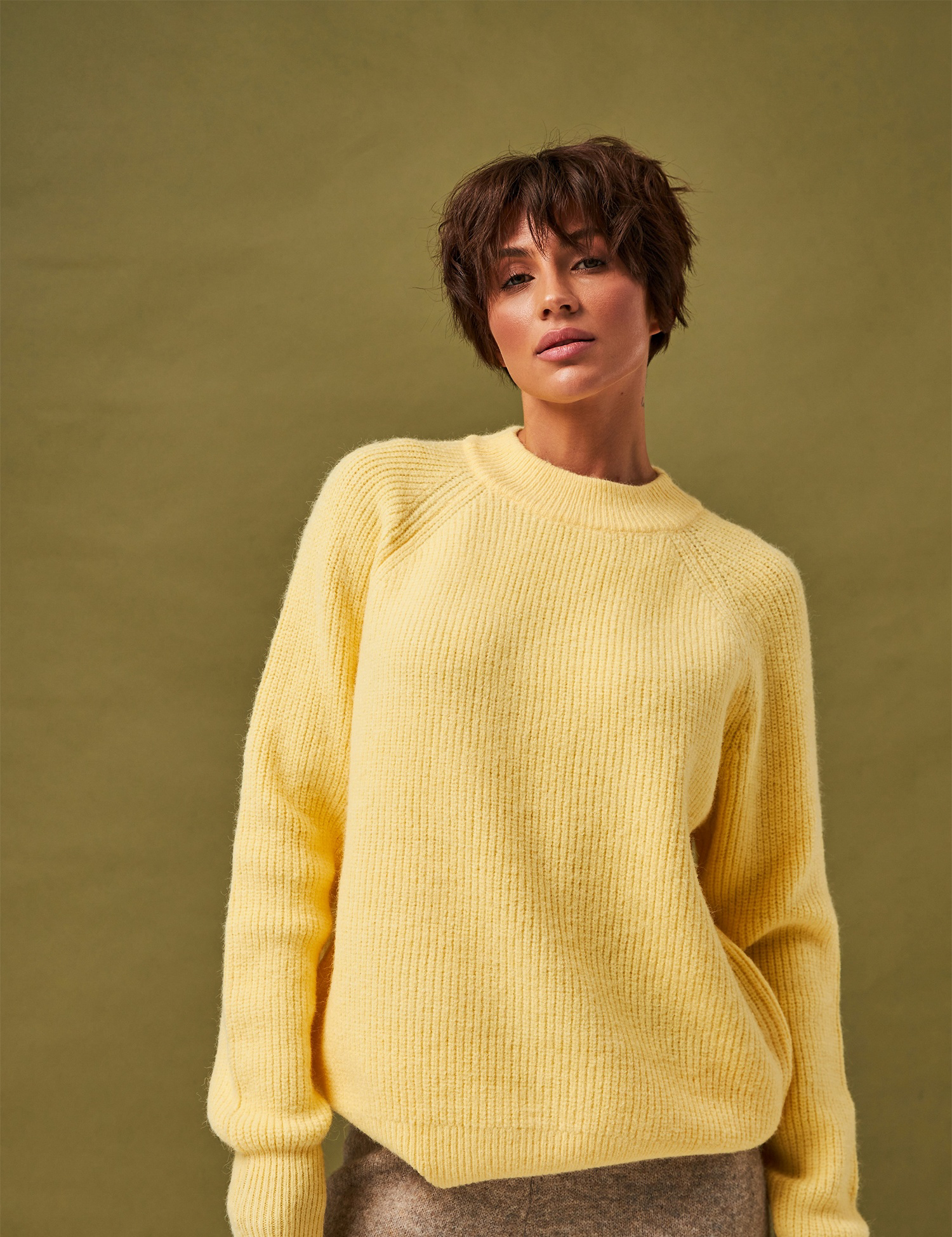 Картинка Светр жовтий