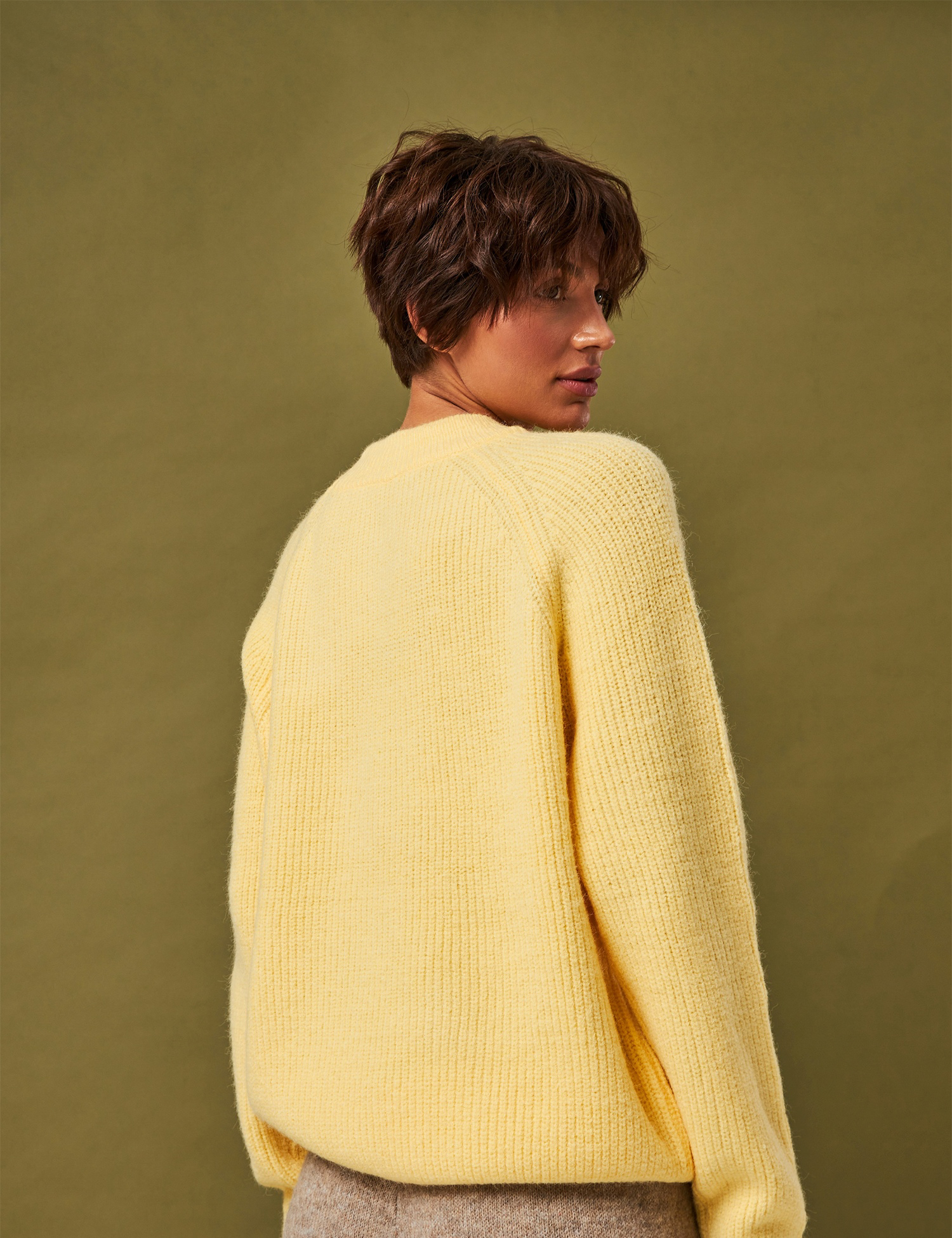 Картинка Светр жовтий