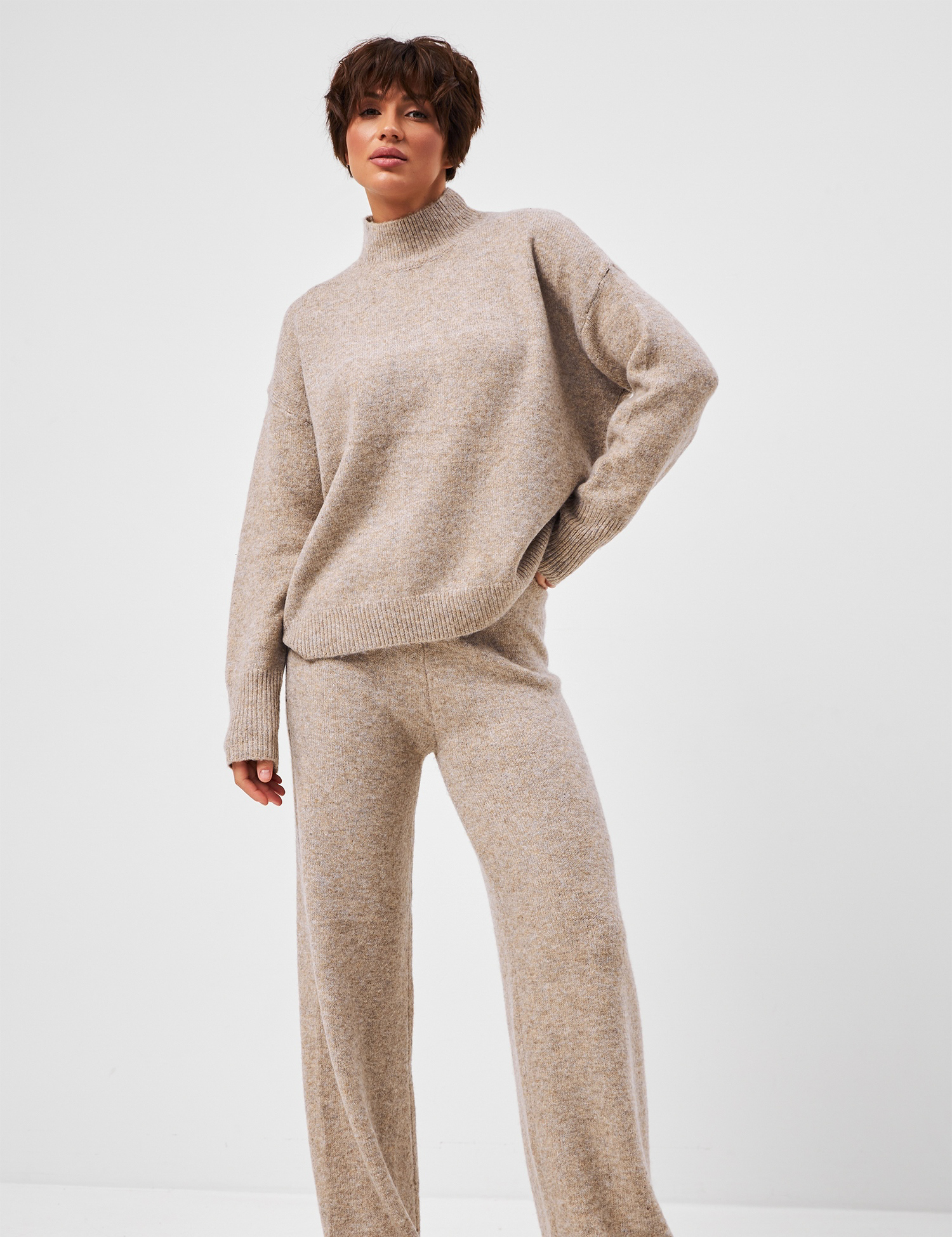 Картинка Штани коричневі