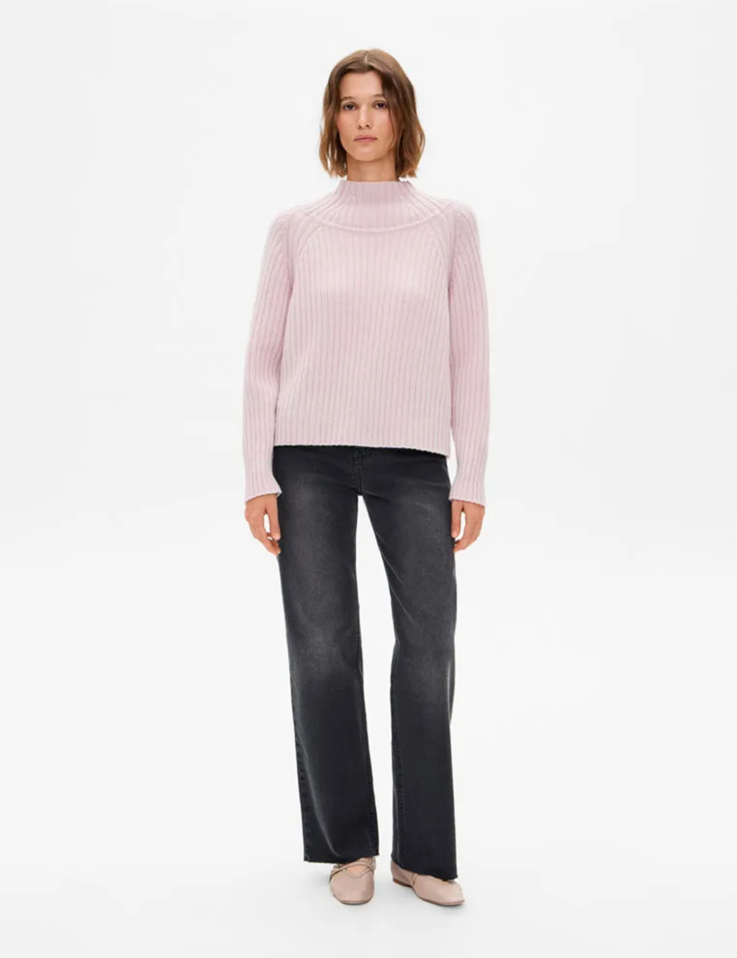 Картинка Жіночі темно-сірі джинси з необробленим краєм