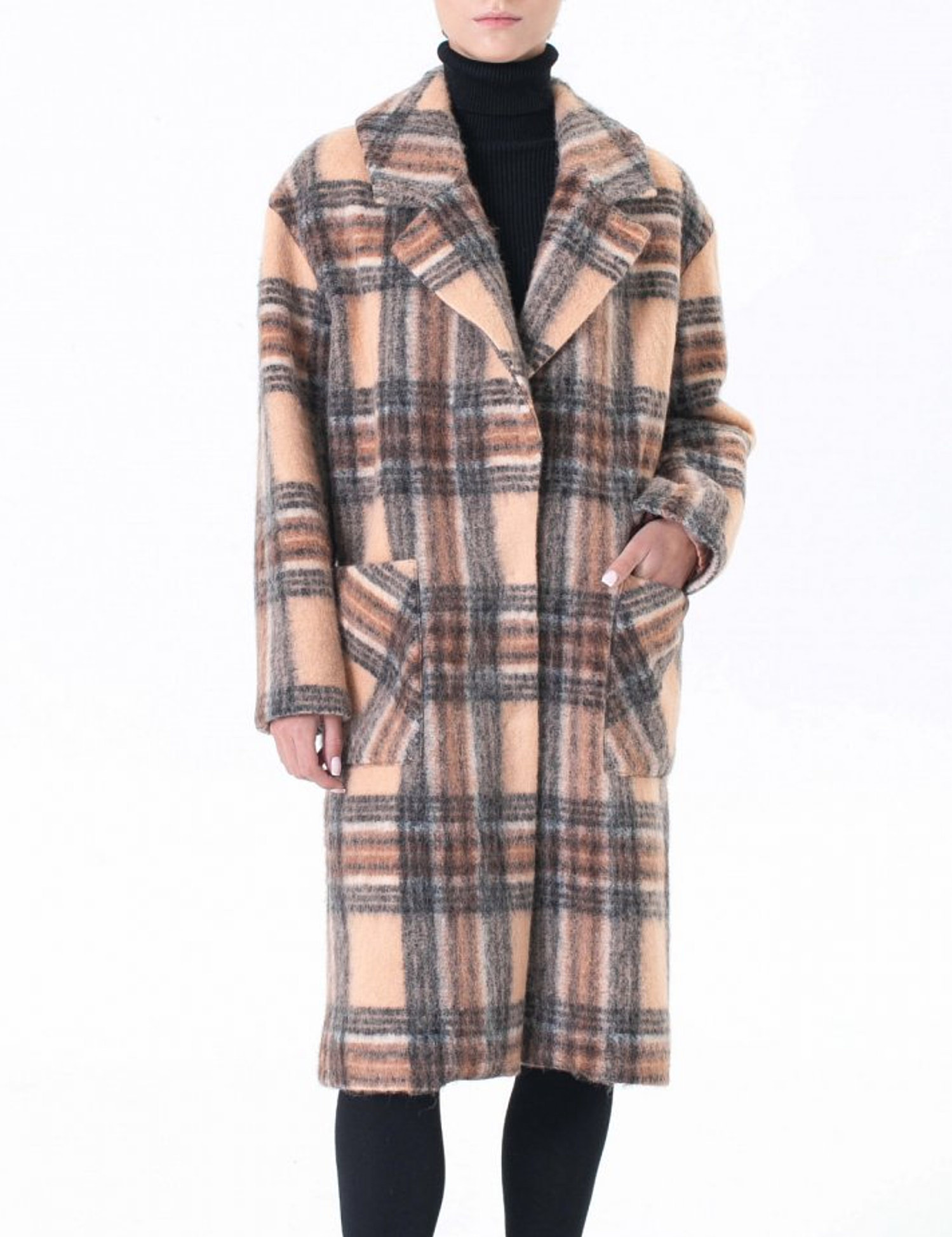Картинка Вовняне коричневе пальто в клітку