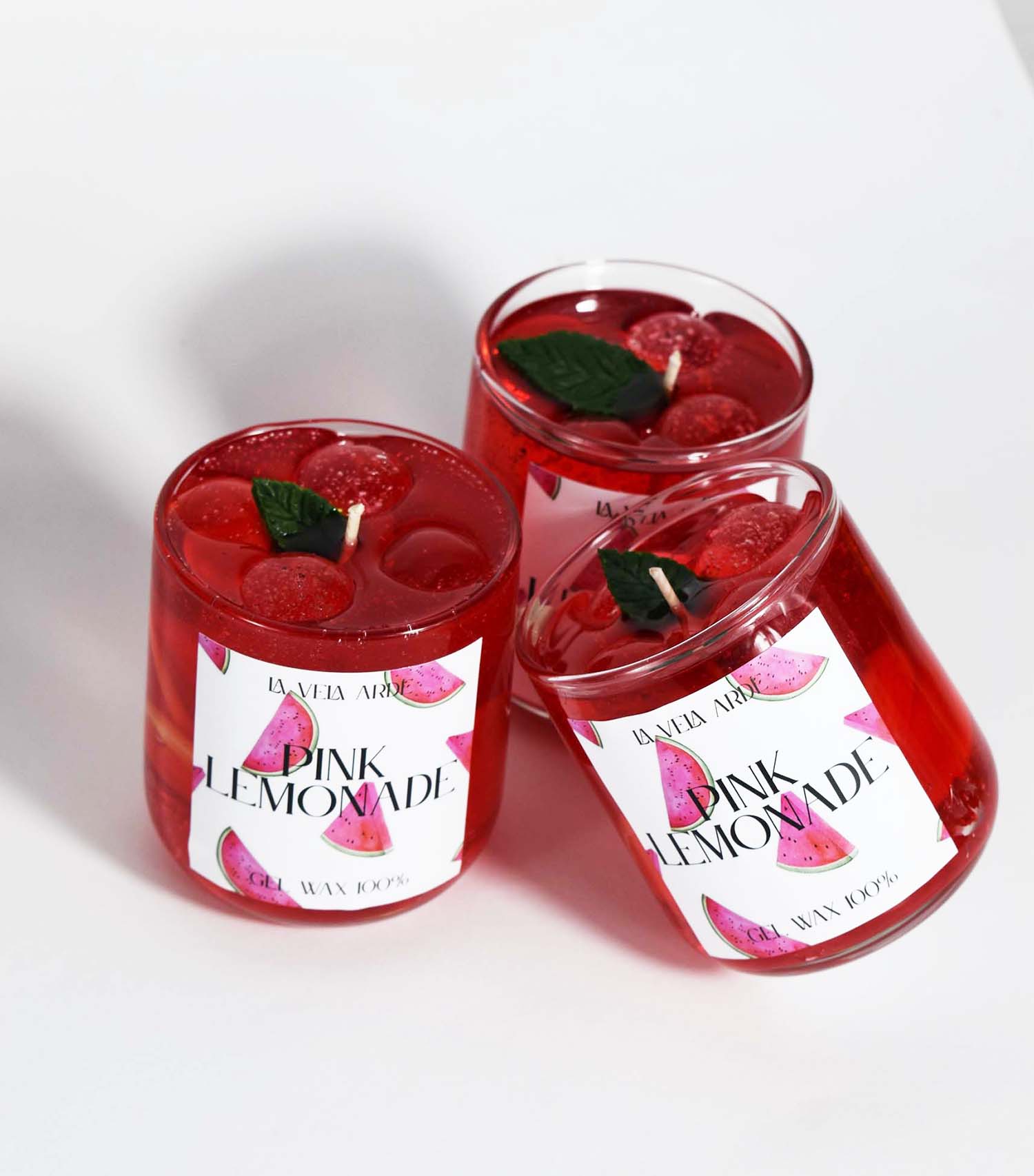 Картинка Свічка "PINK LEMONADE" з ароматом - лимонад з кавуна.