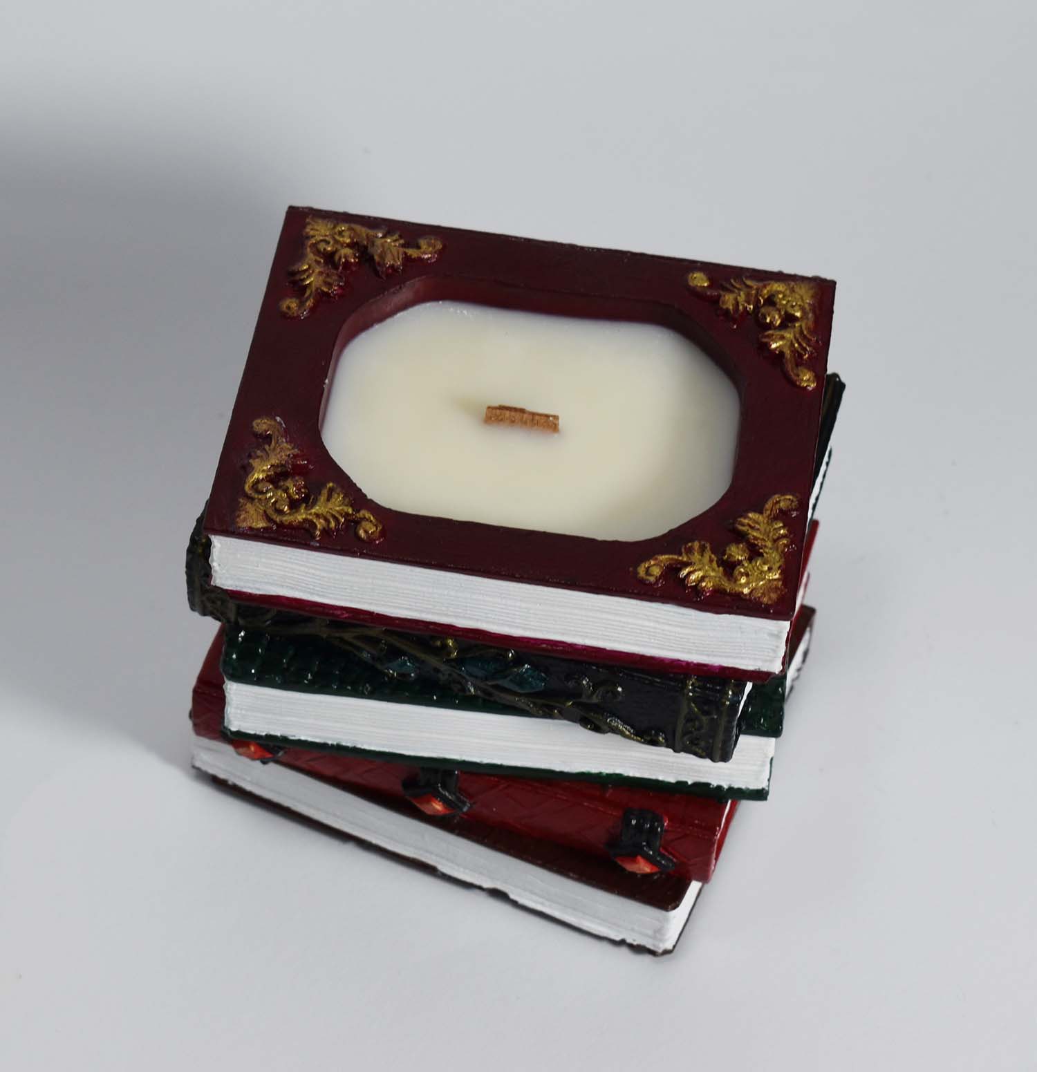 Картинка Свічка "Stories of Hogwarts" з ароматом - бананово-горіховий хліб