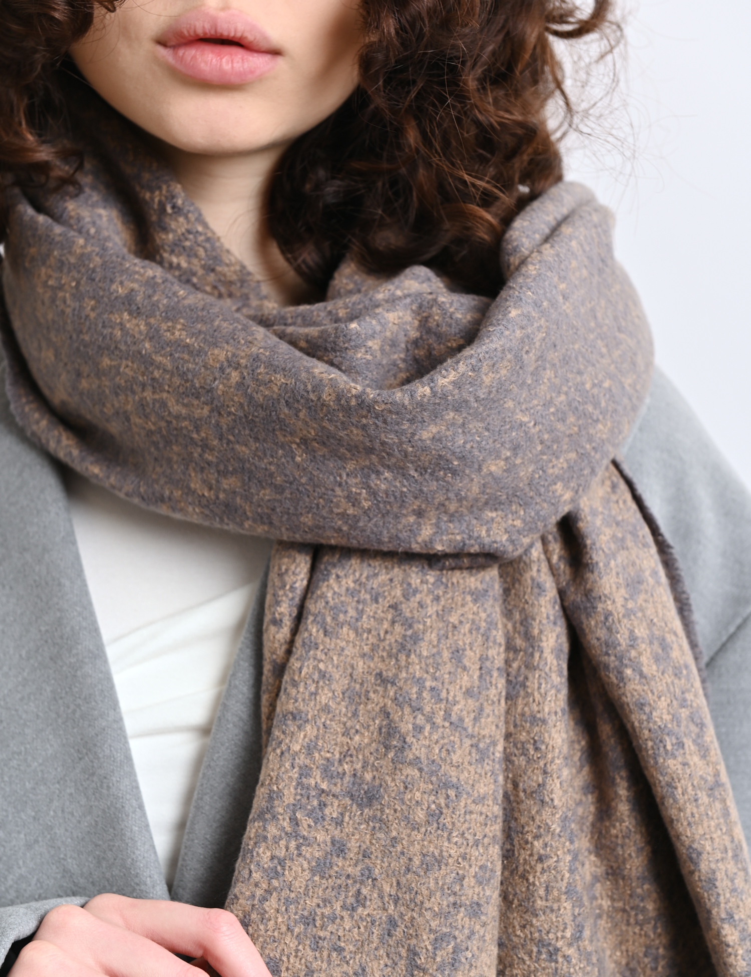 Картинка Шарф коричневий