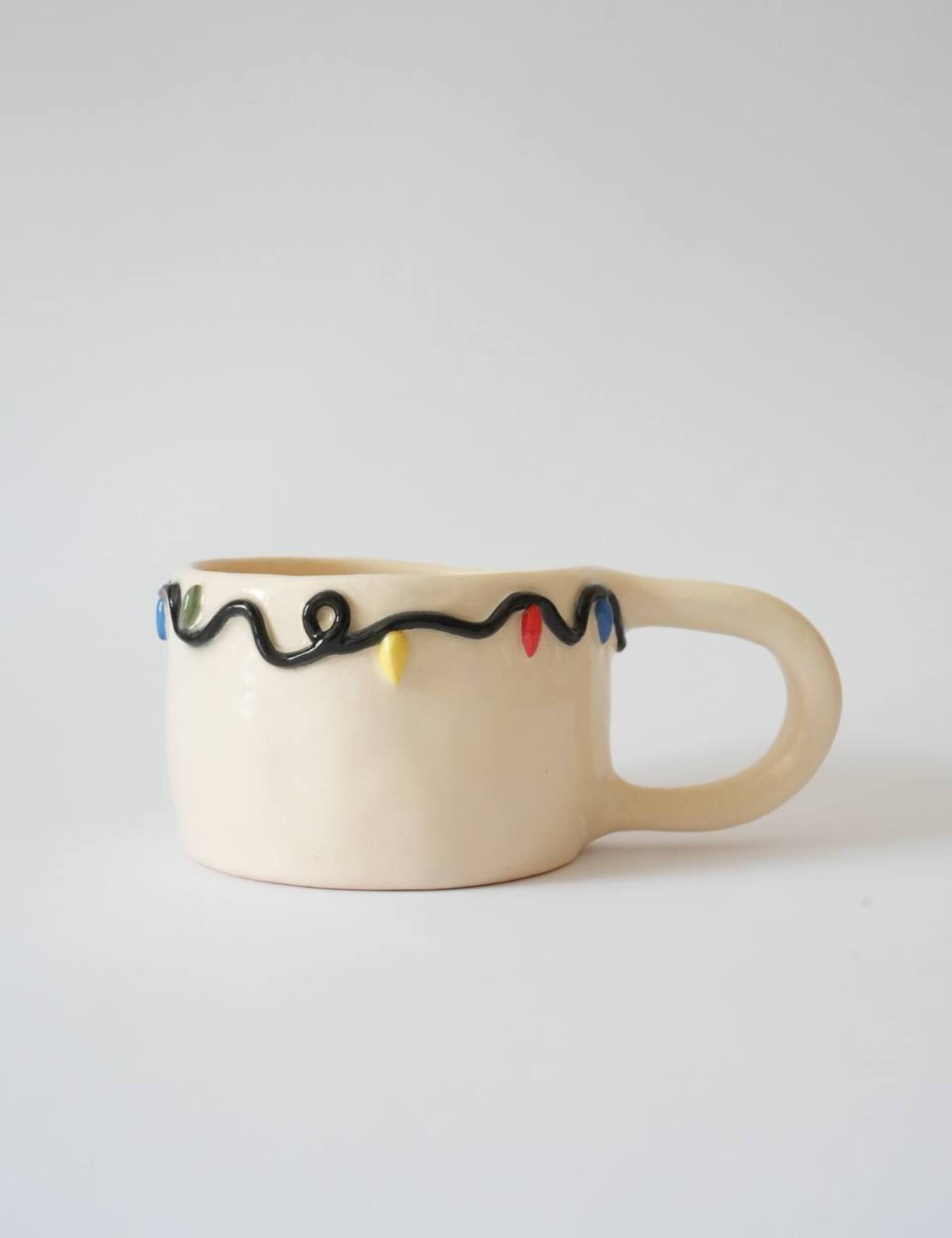 Картинка Керамічна чашка ручної роботи «Гірлянда»