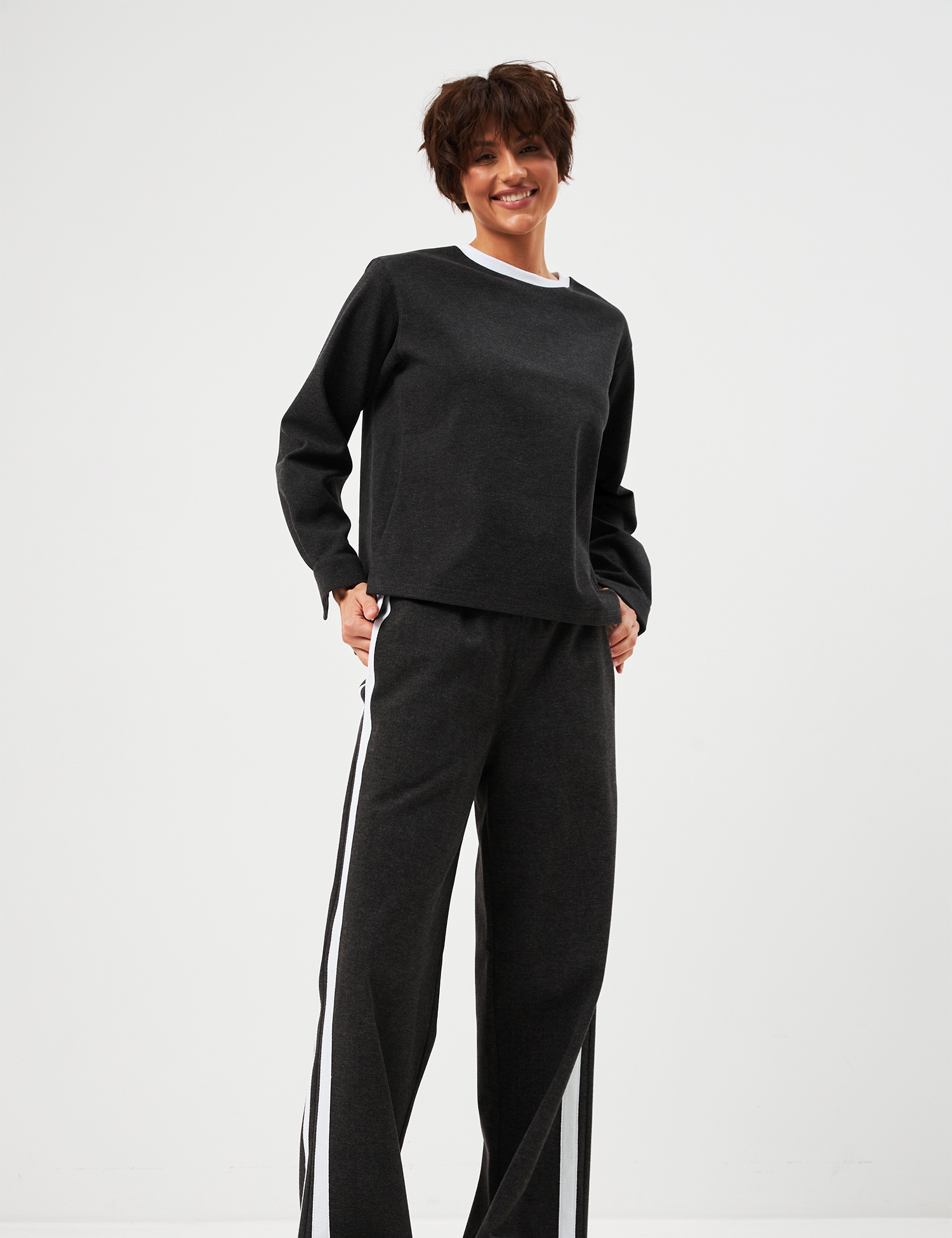 Картинка Штани сірі