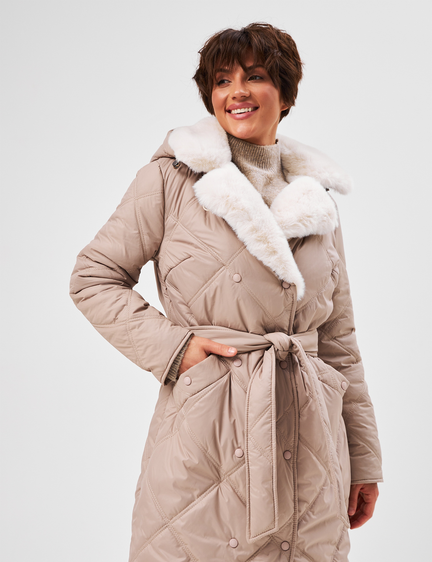 Картинка Куртка бежева