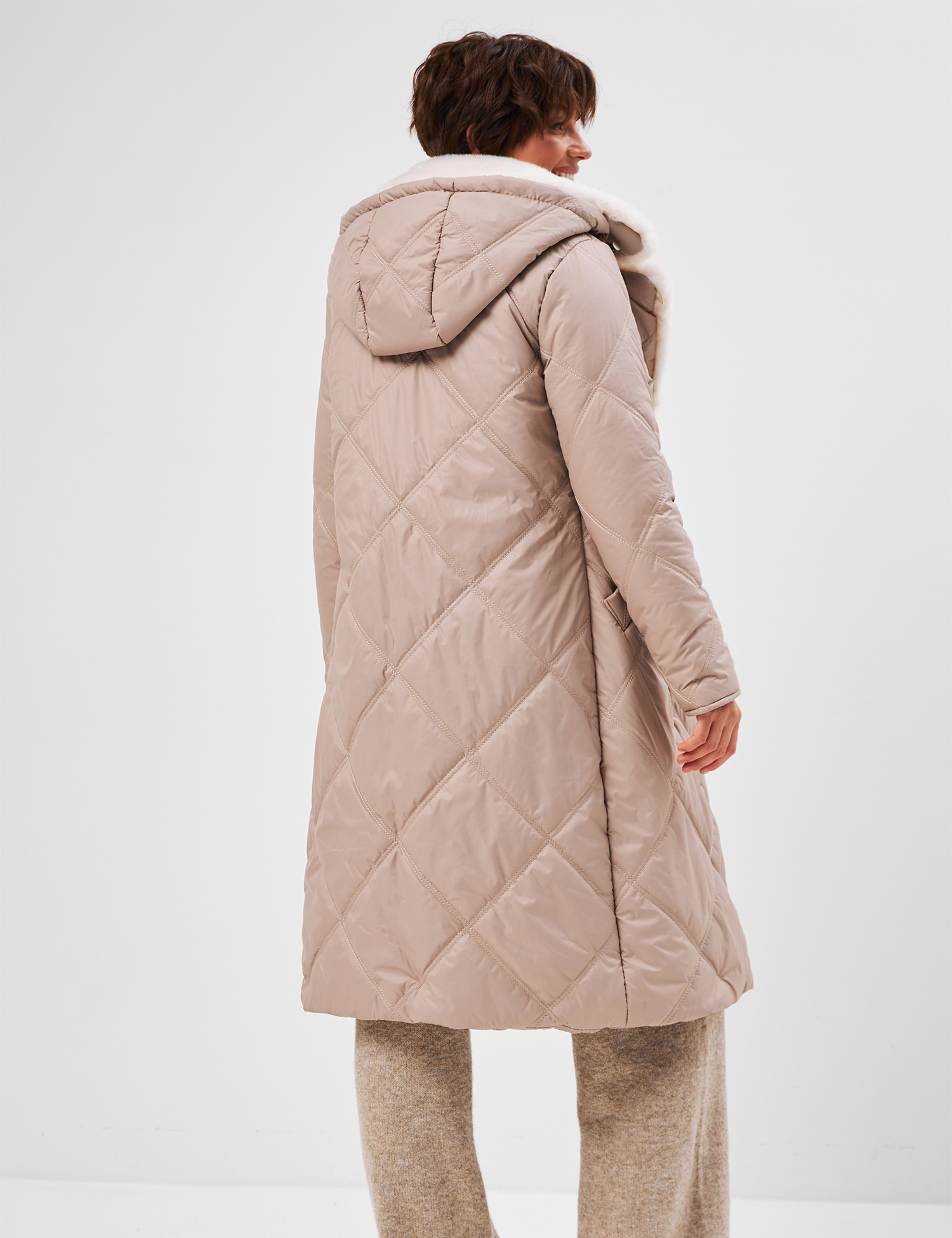 Картинка Куртка бежева