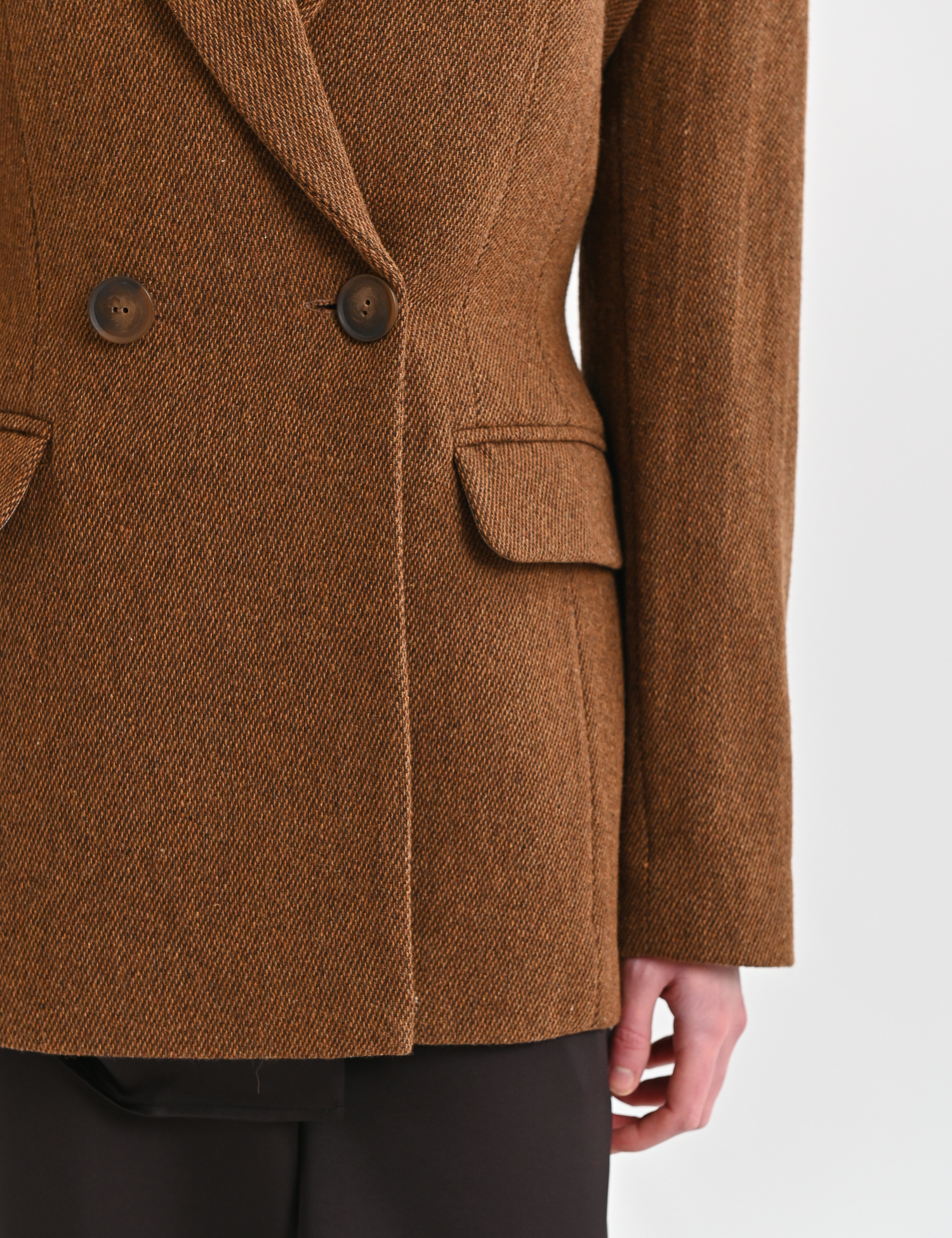 Картинка Жакет жіночий класичний двобортний