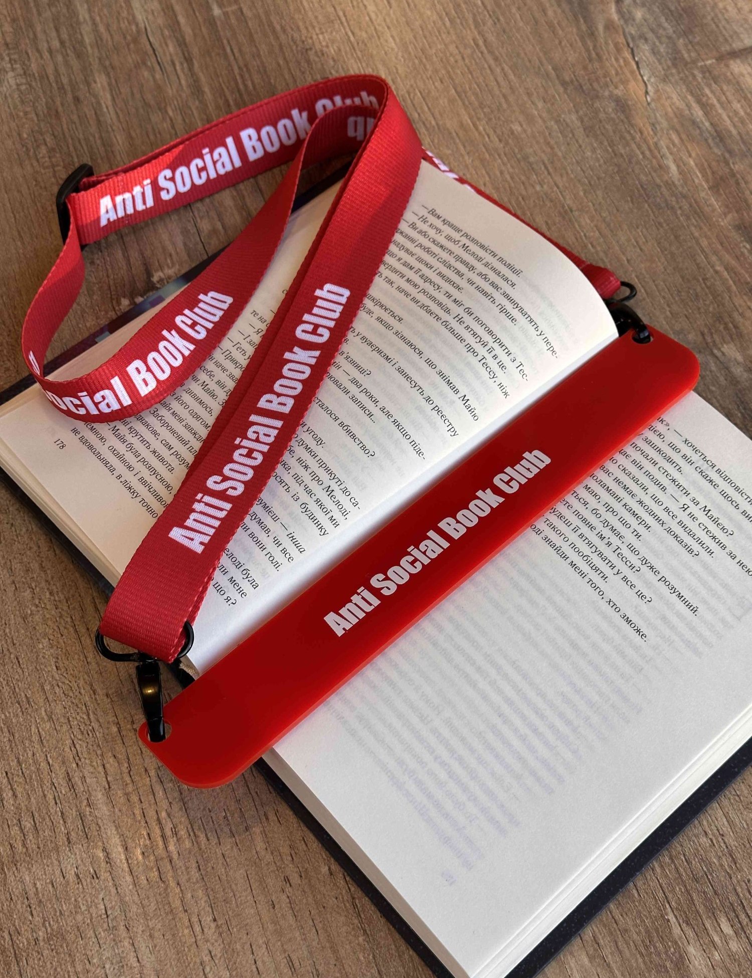 Картинка Закладка для книги Anti Social Book Club