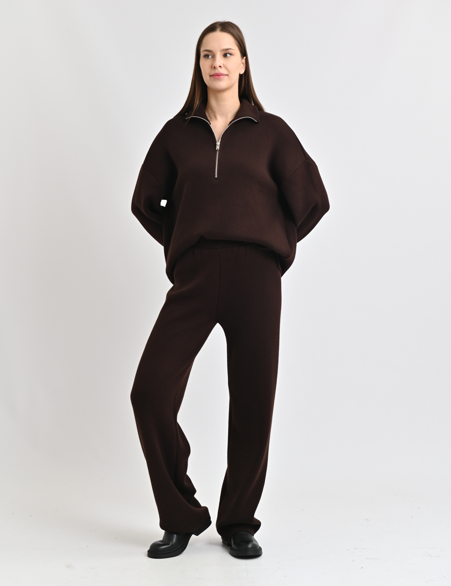 Картинка Штани коричневі