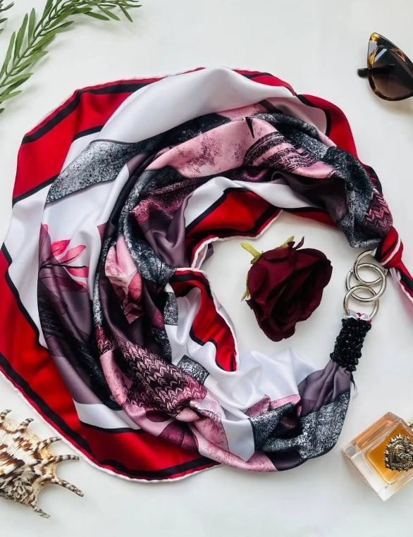 Картинка Дизайнерська шовкова хустка My Scarf «Червоне то любов»