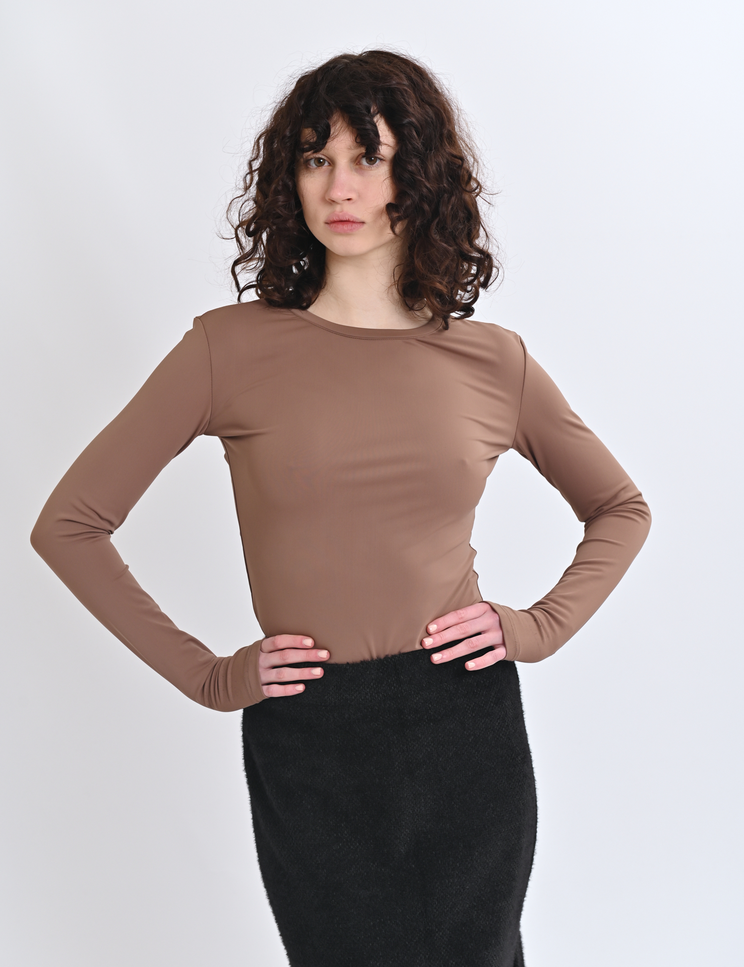 Картинка Лонгслів із довгими рукавами у кольорі мокко