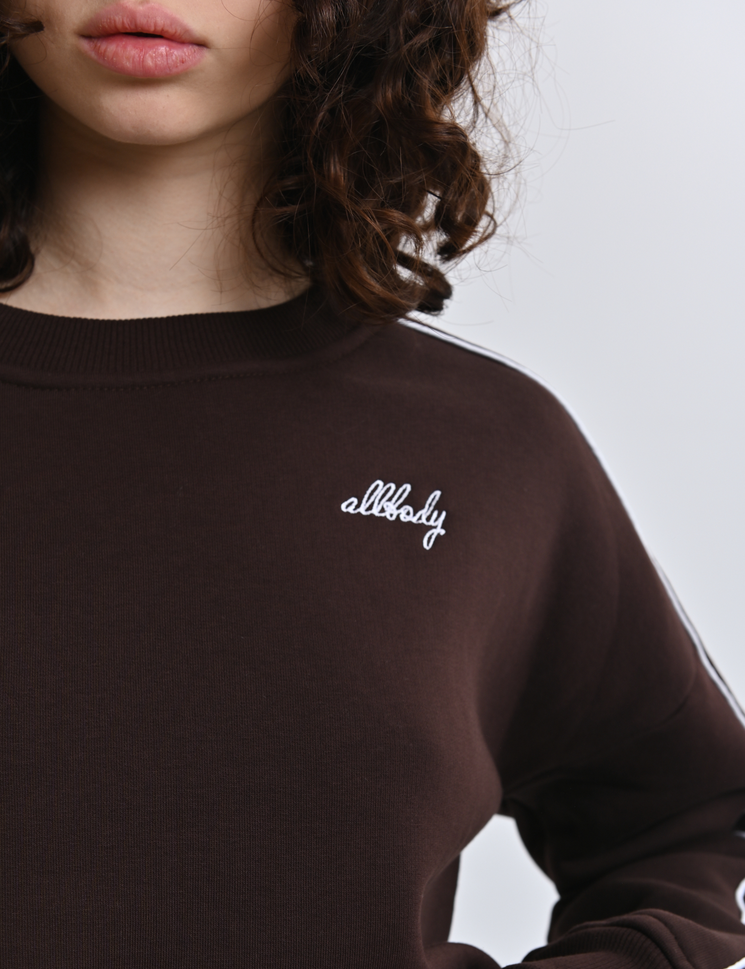 Картинка Костюм коричневий