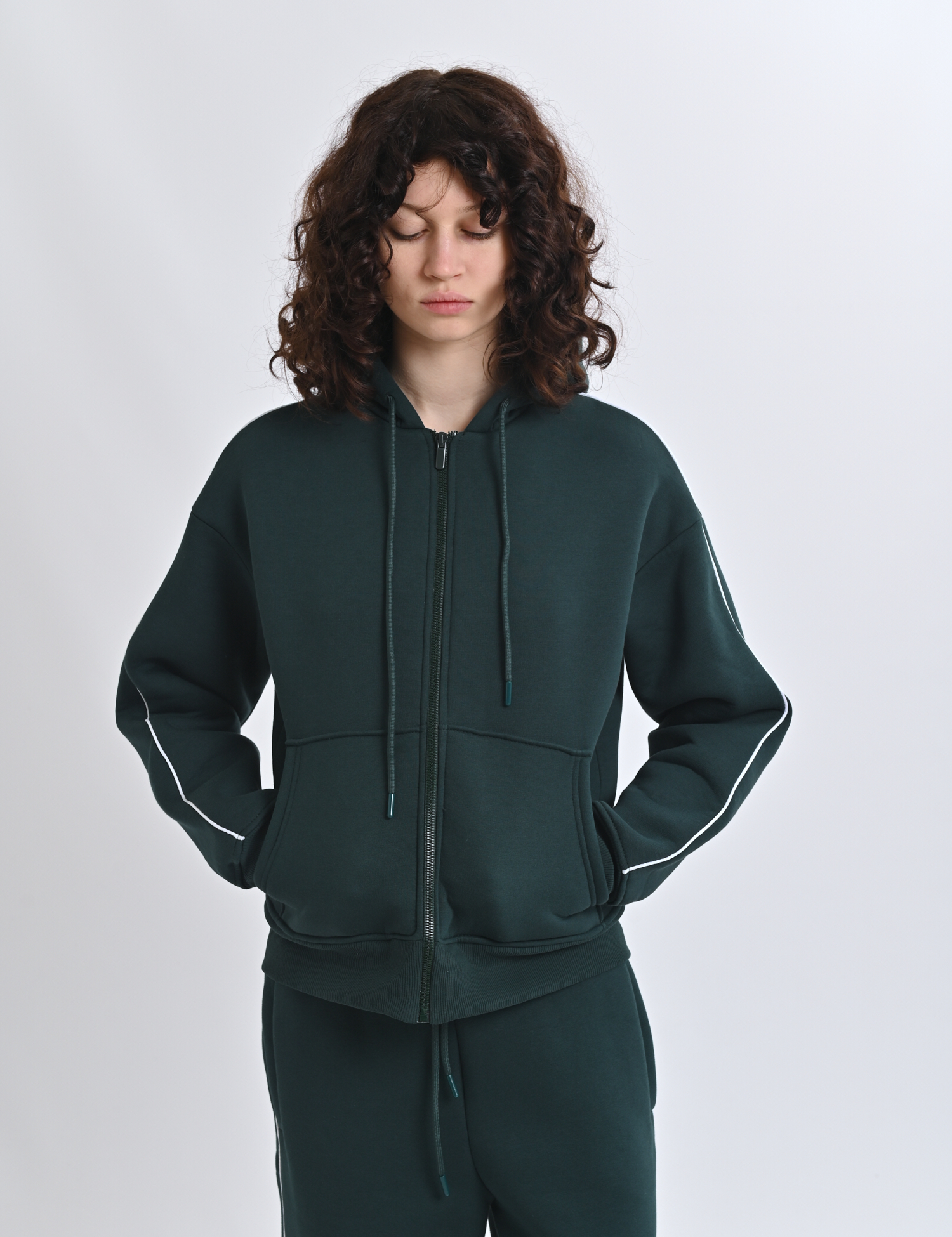 Картинка Костюм темно-зелений