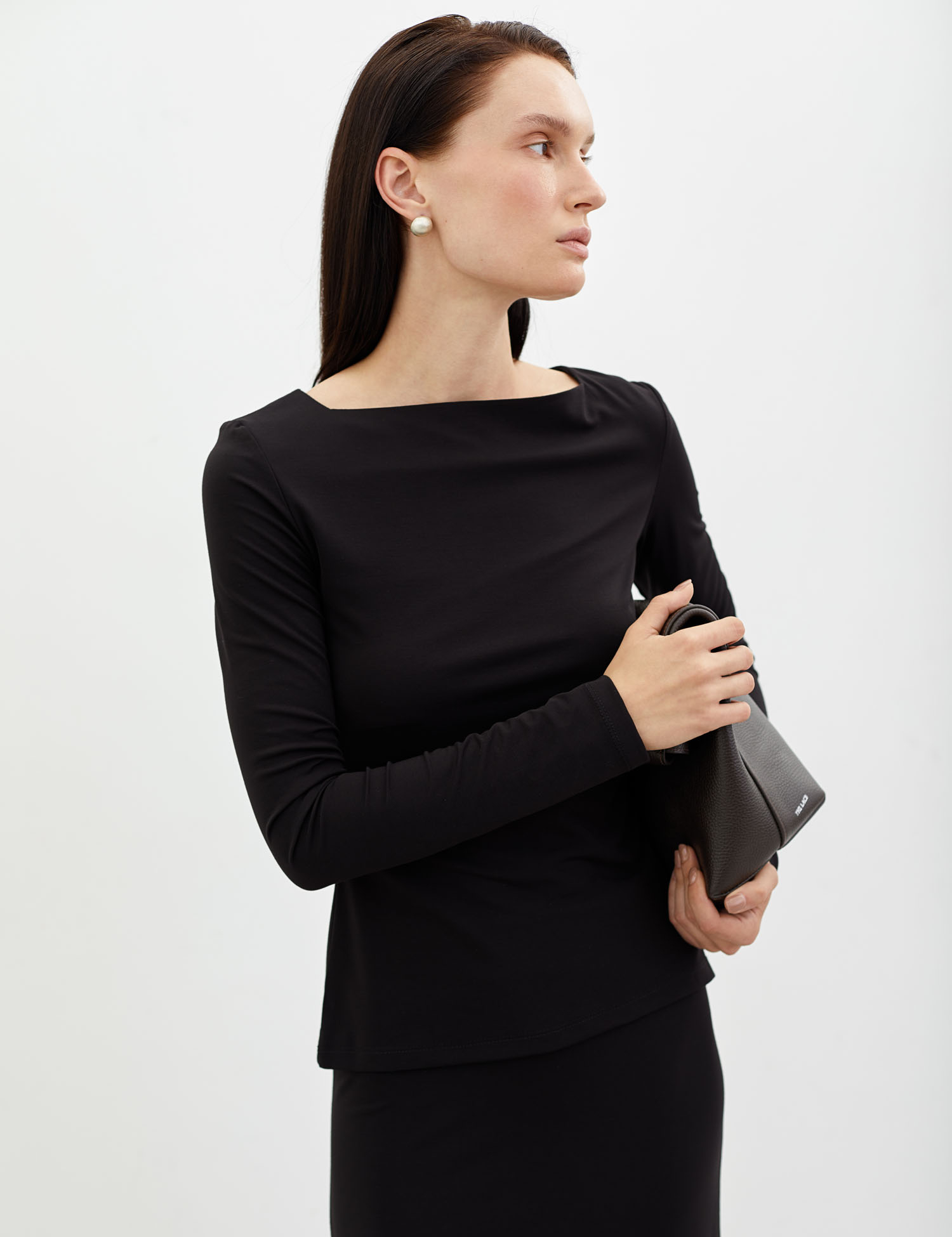 Картинка Лонгслів чорний