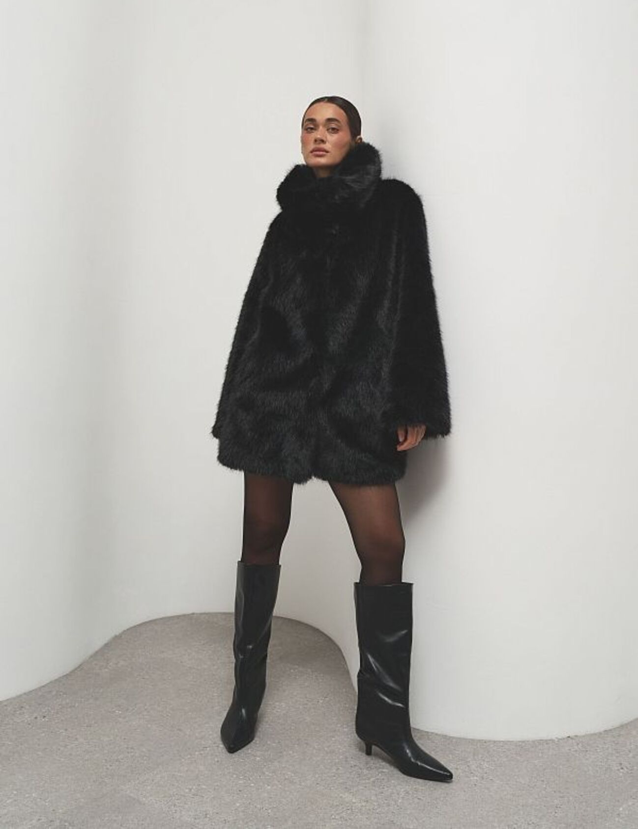 Картинка Шуба чорна