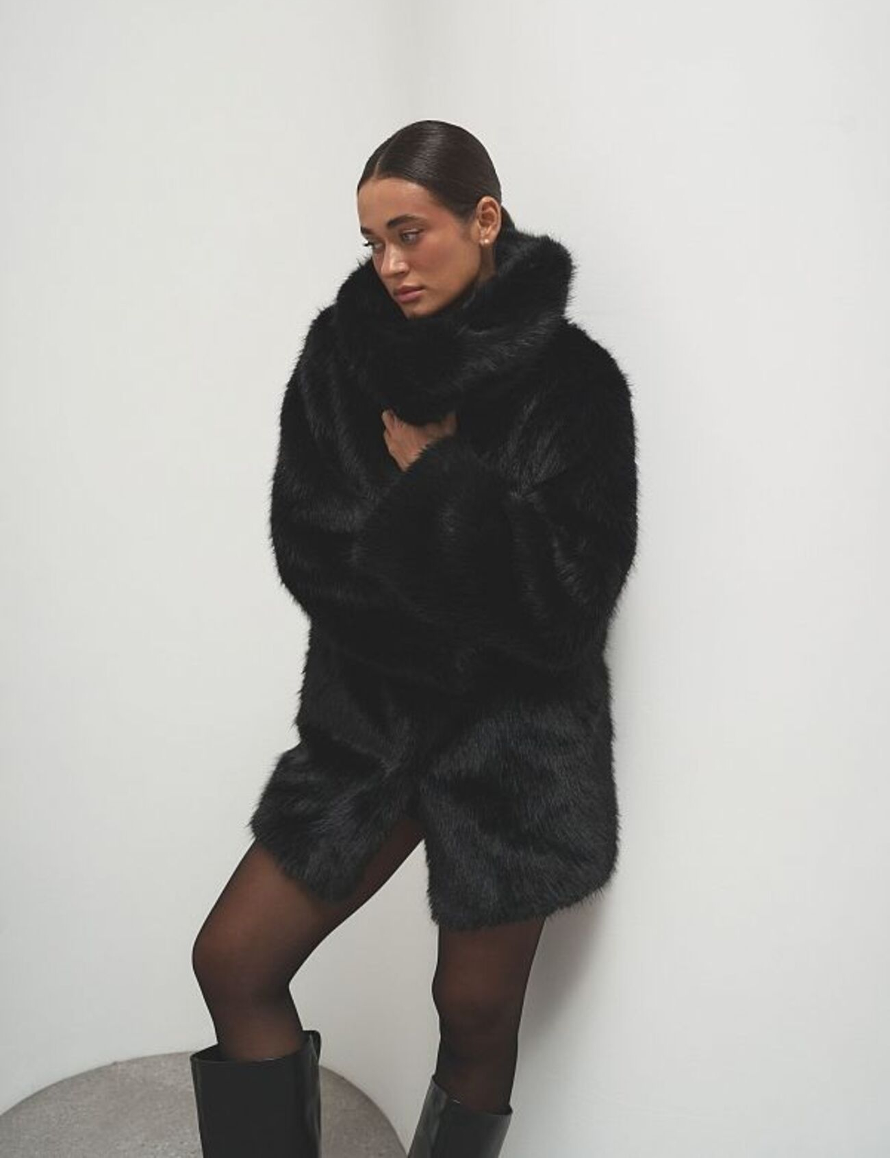 Картинка Шуба чорна