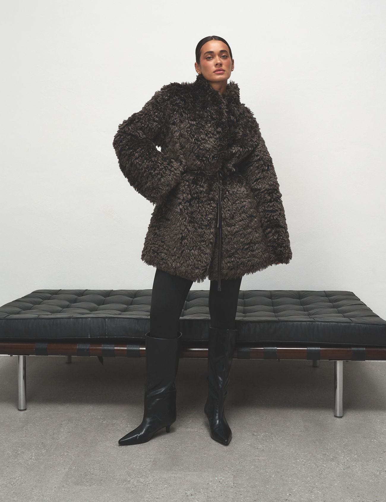 Картинка Шуба коричнева