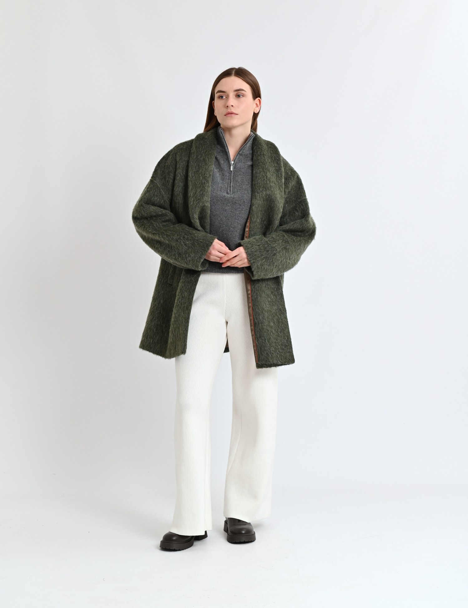 Картинка Пальто темно-зелене