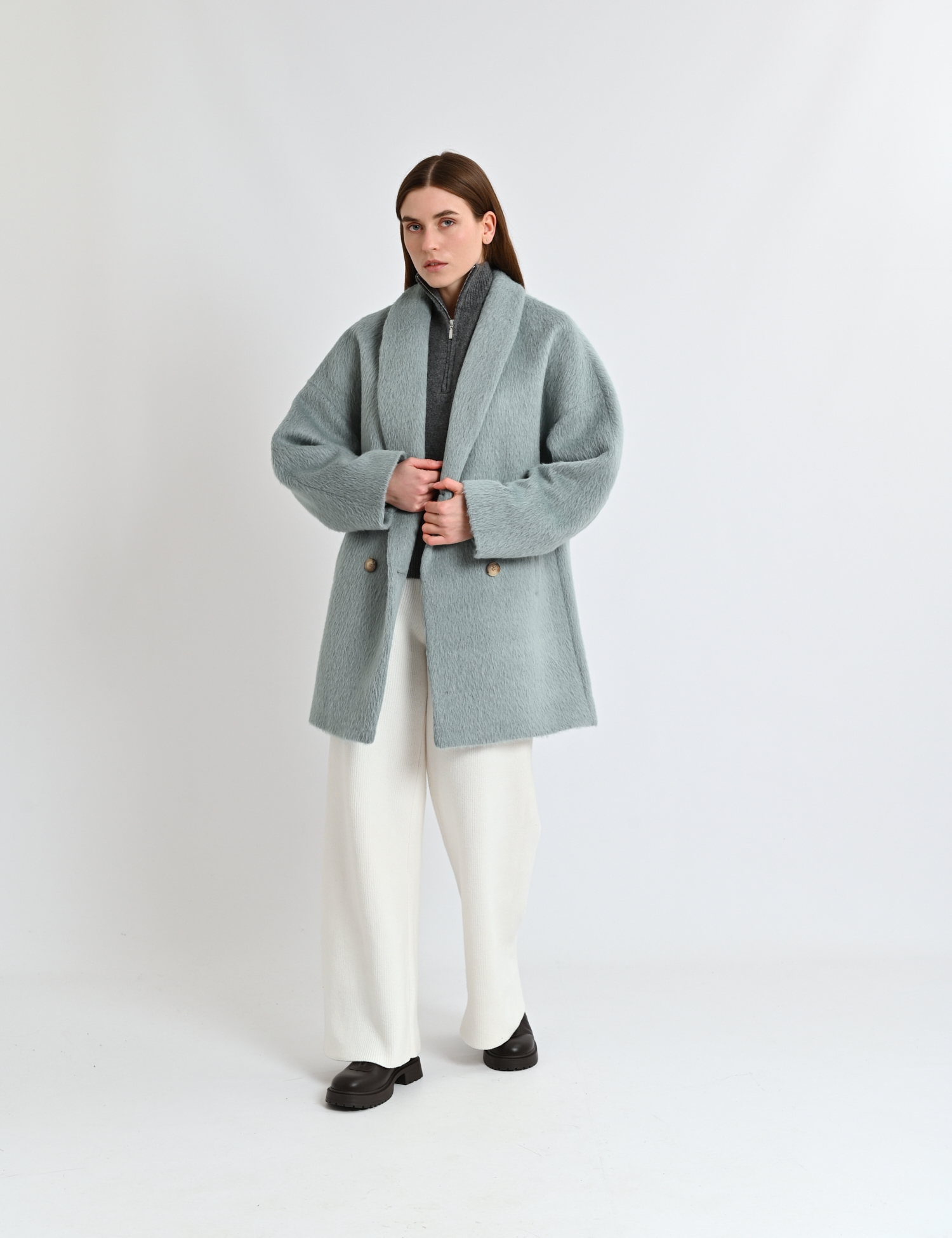 Картинка Пальто блакитне