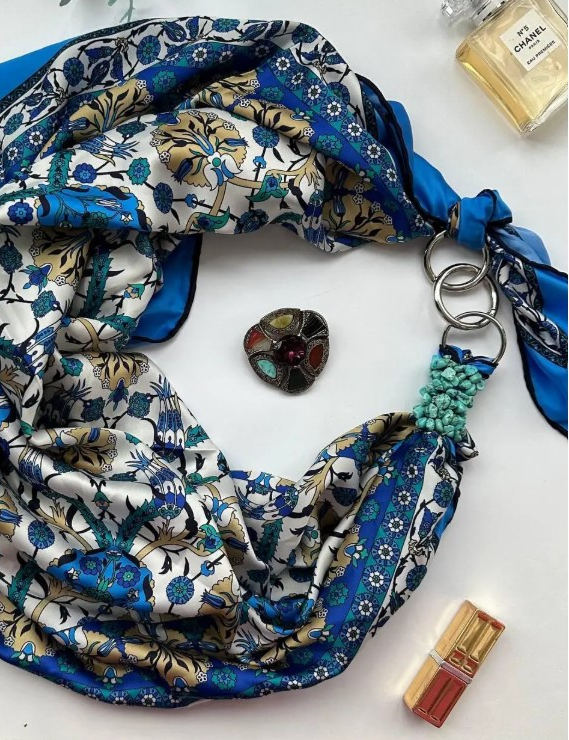 Картинка Дизайнерська шовкова хустка My Scarf "Квіткова палітра" 90 на 90 см