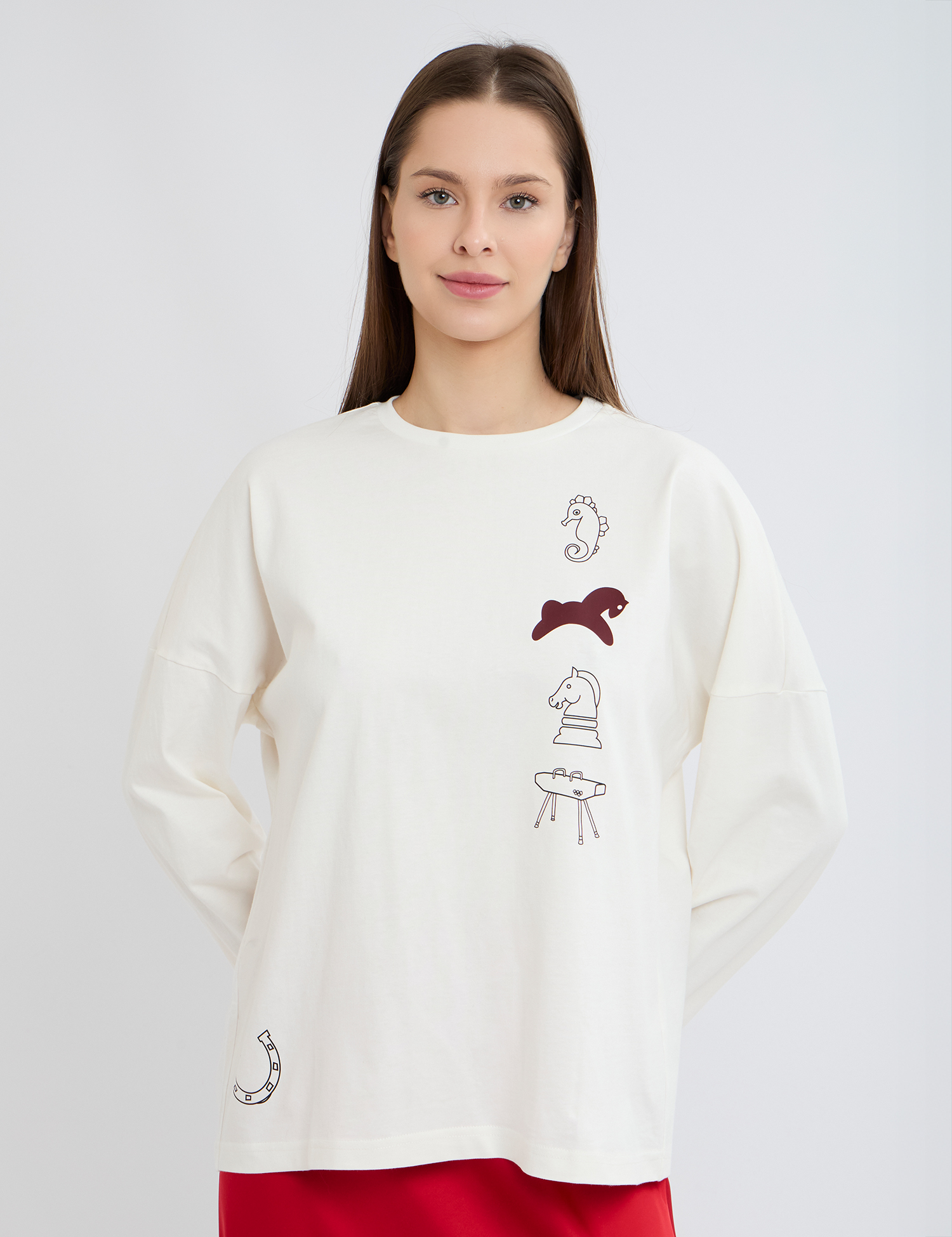 Картинка Лонгслів із лінійними ілюстраціями спереду та ззаду