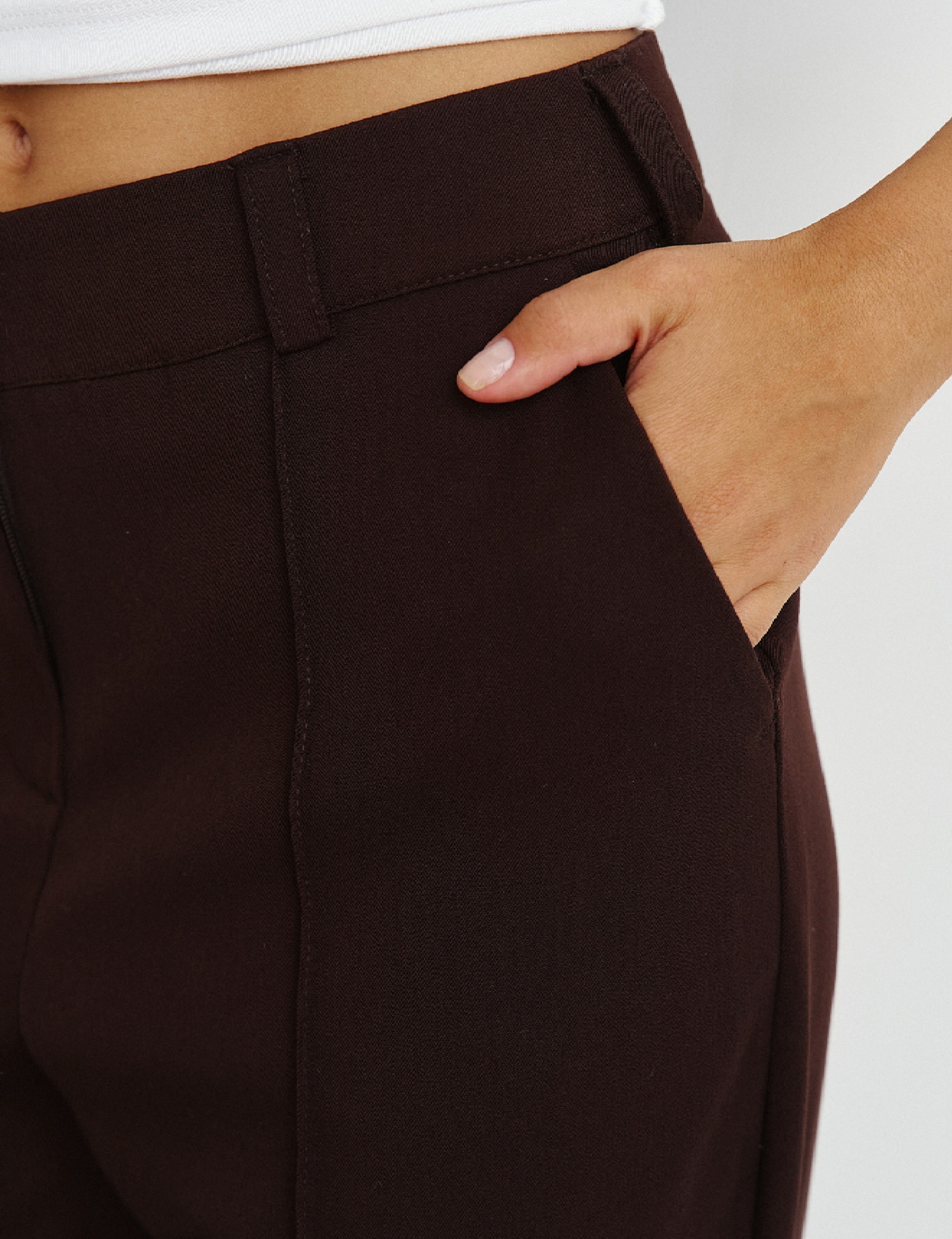 Картинка Брюки коричневі