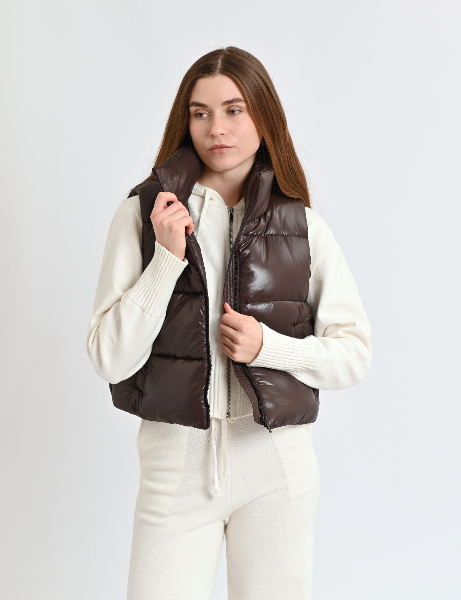 Картинка Жилет коричневий