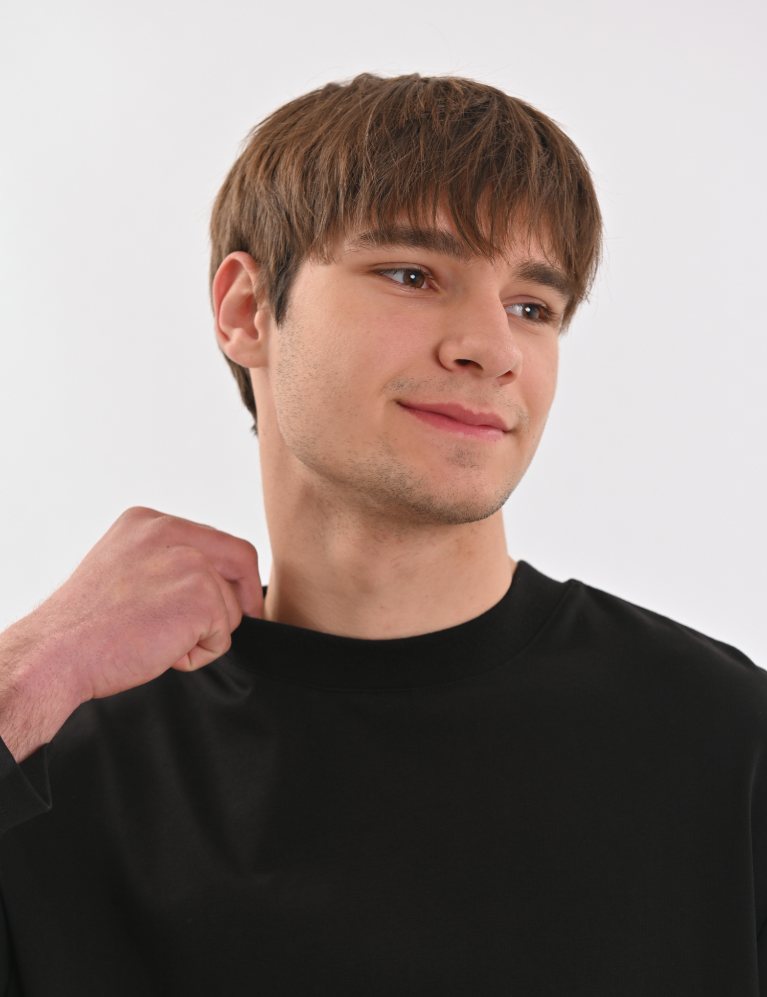 Картинка Лонгслів чорний